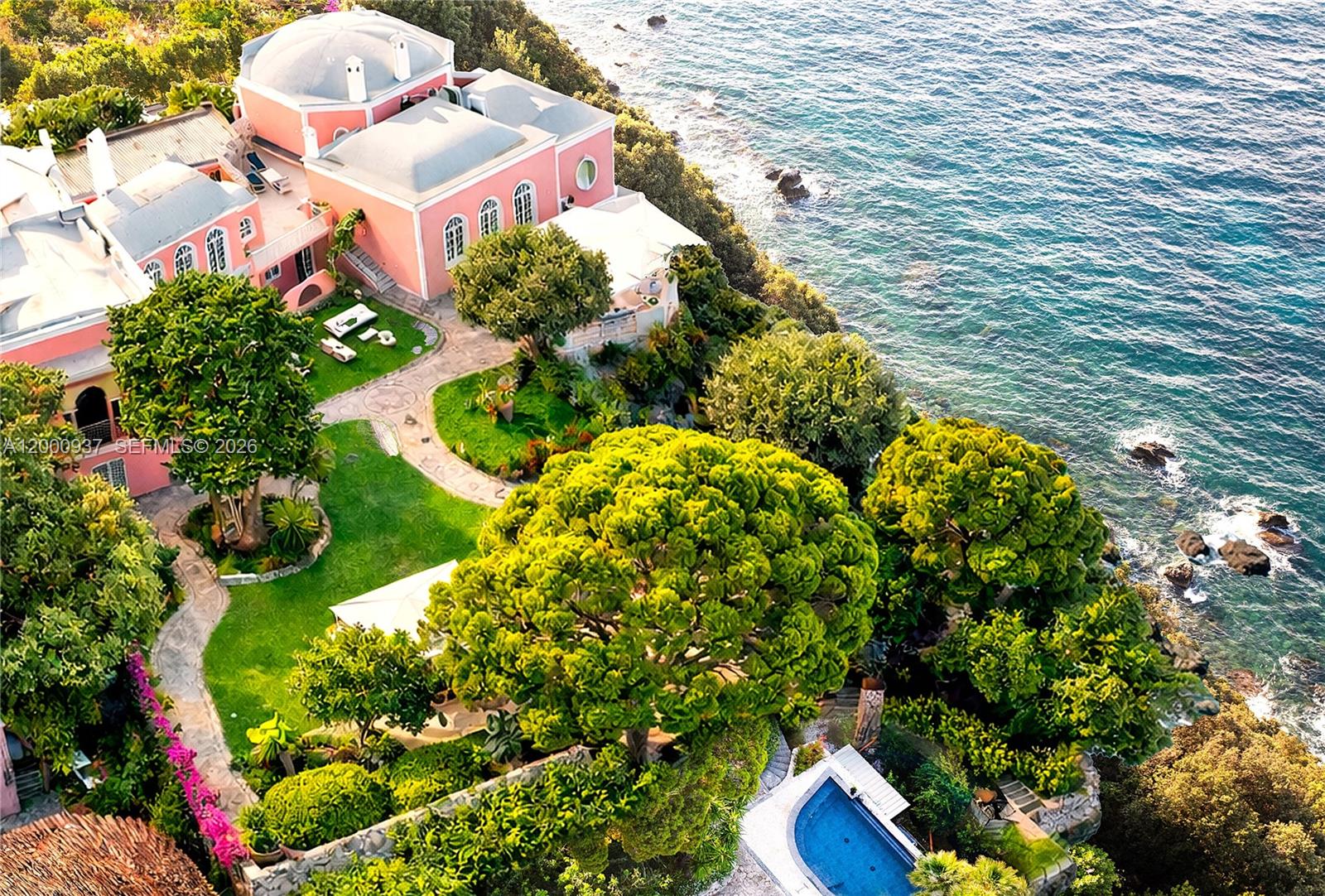 9 Bedrooms Bedrooms, ,11 BathroomsBathrooms,Residential Lease,For Rent,A12000937