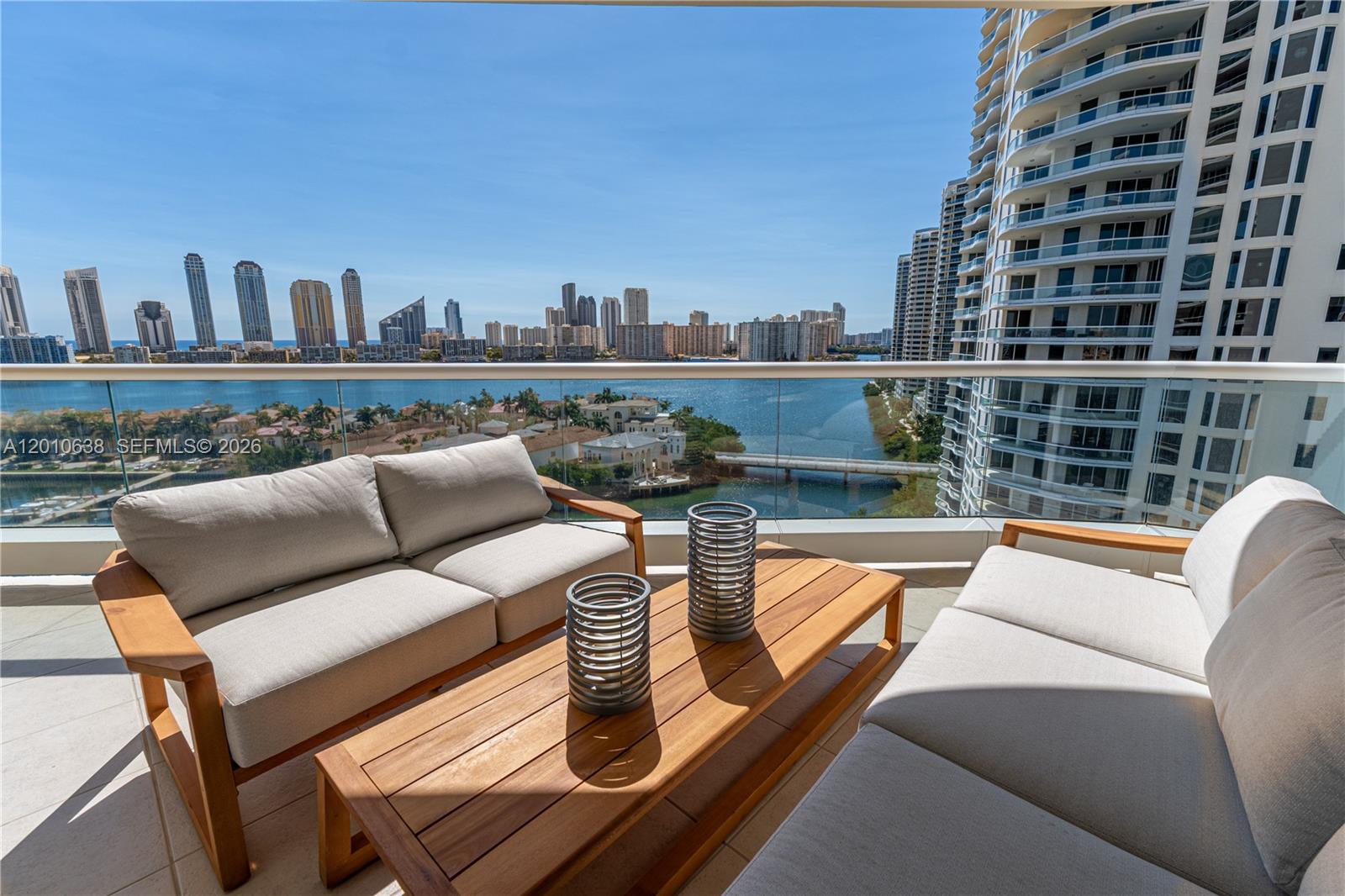 7000 Island Blvd, Aventura, Florida 33160, 3 Bedrooms Bedrooms, ,3 BathroomsBathrooms,Residential,For Sale,7000 ISL BLVD WILLIAMS,Island Blvd,A12010638