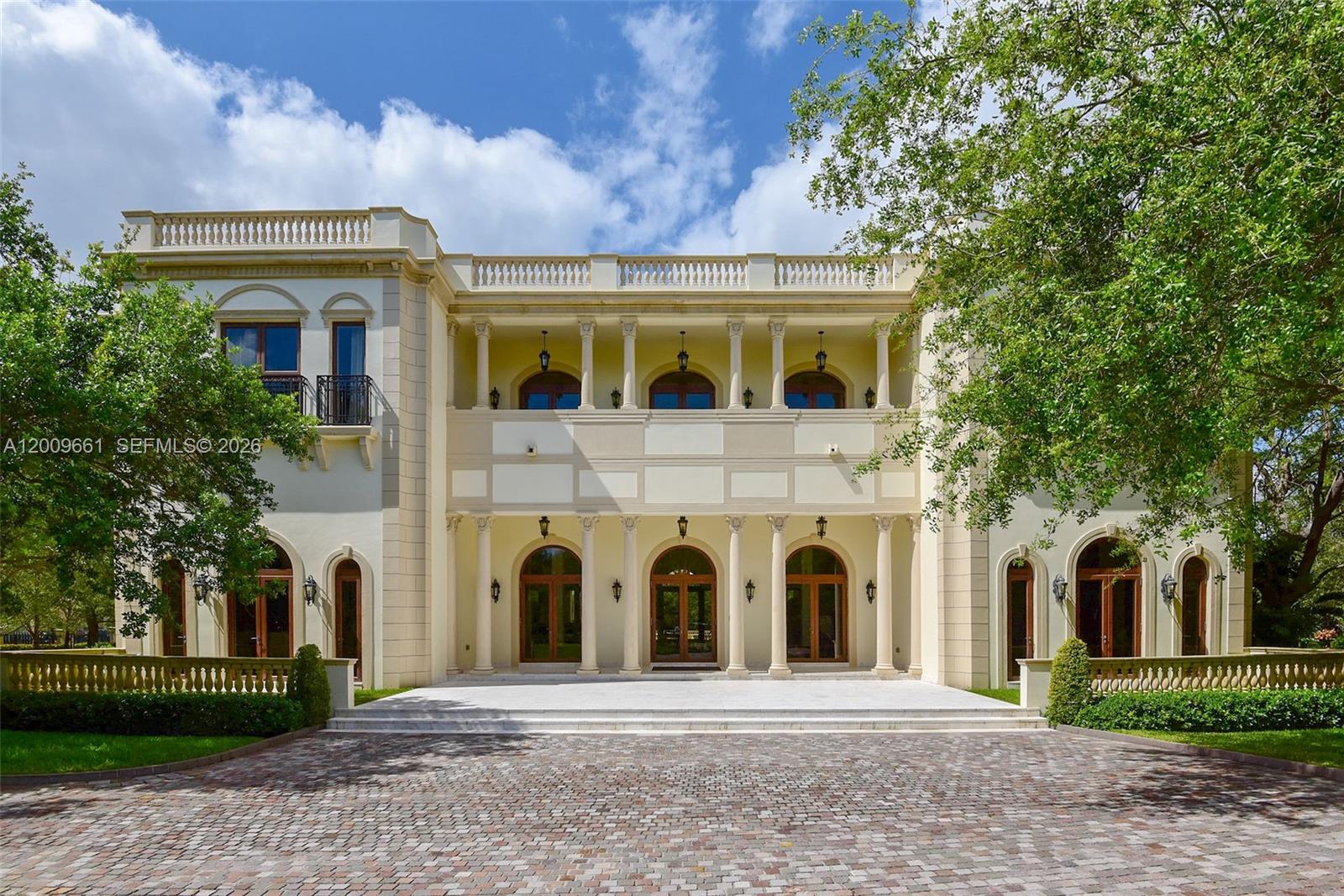 5801 Moss Ranch Rd, Pinecrest, Florida 33156, 9 Bedrooms Bedrooms, ,10 BathroomsBathrooms,Residential,For Sale,TOWN & RANCH ESTS,Moss Ranch Rd,A12009661