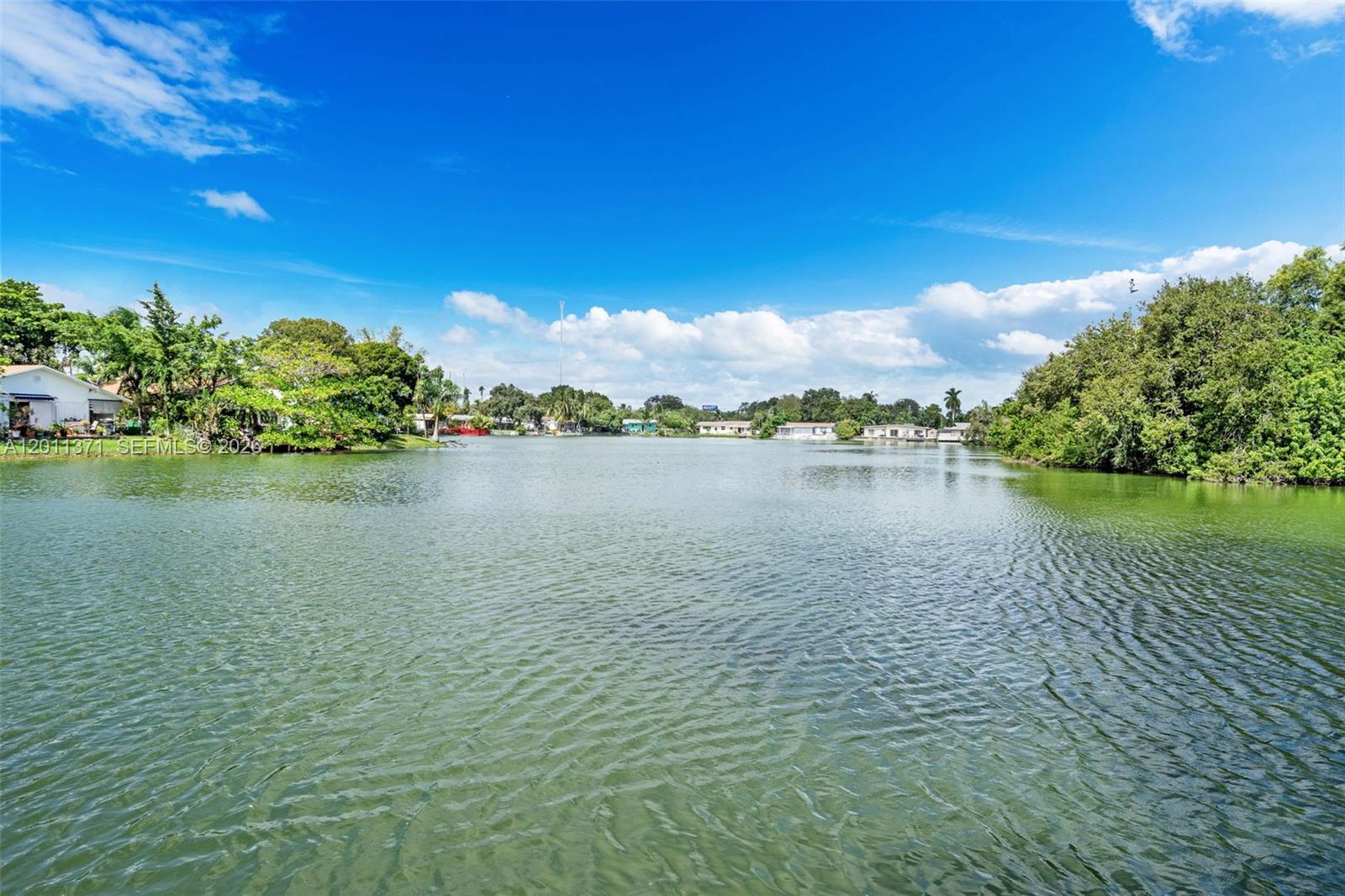 1020 8th St, Hallandale Beach, Florida 33009, 4 Bedrooms Bedrooms, ,2 BathroomsBathrooms,Residential,For Sale,Lakeview Manor,8th St,A12011371