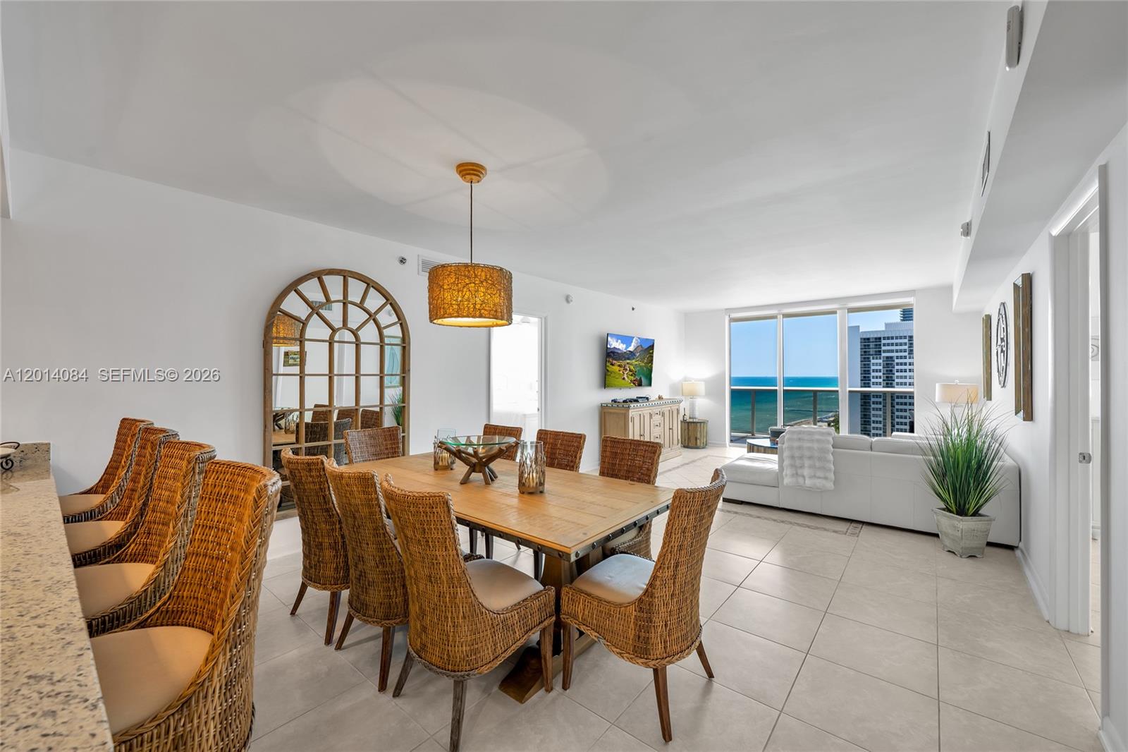 1830 Ocean Dr, Hallandale Beach, Florida 33009, 3 Bedrooms Bedrooms, ,3 BathroomsBathrooms,Residential,For Sale,BEACH CLUB TWO CONDO,Ocean Dr,A12014084