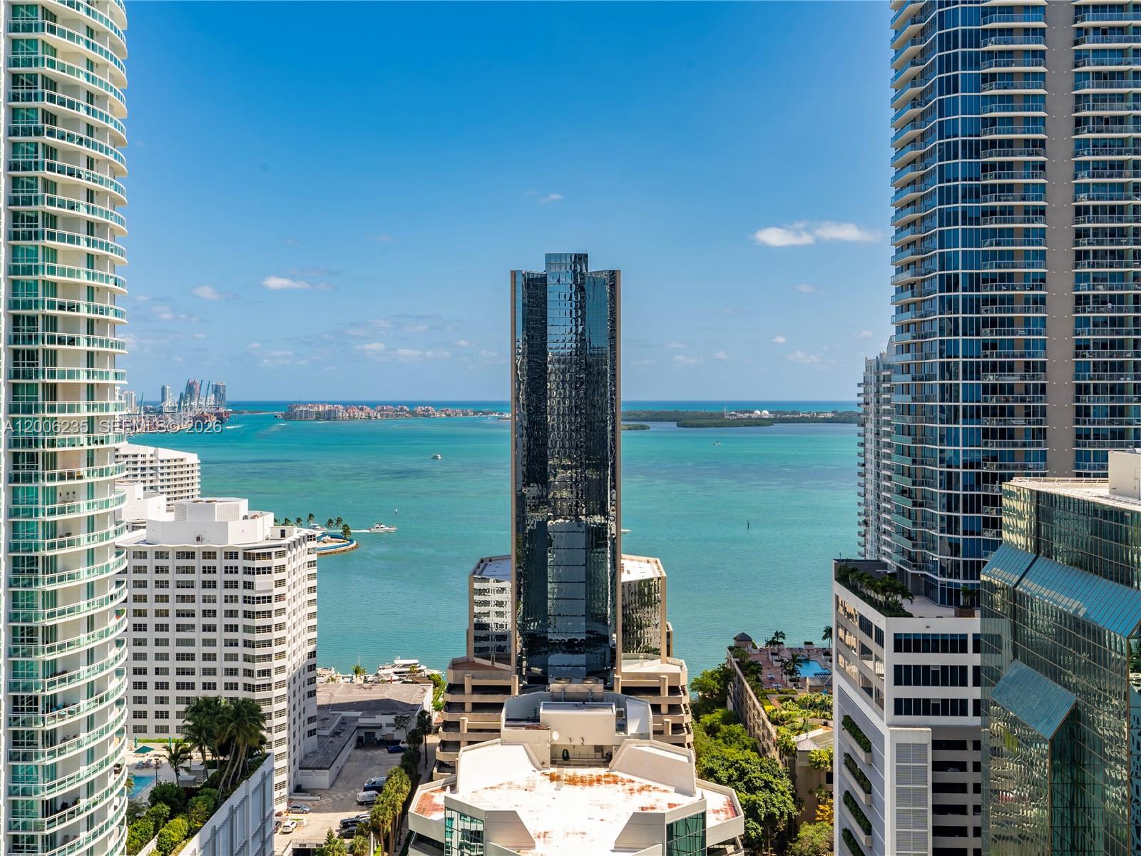 1010 Brickell Ave, Miami, Florida 33131, 3 Bedrooms Bedrooms, ,3 BathroomsBathrooms,Residential Lease,For Rent,1010 BRICKELL CONDO,Brickell Ave,A12006235