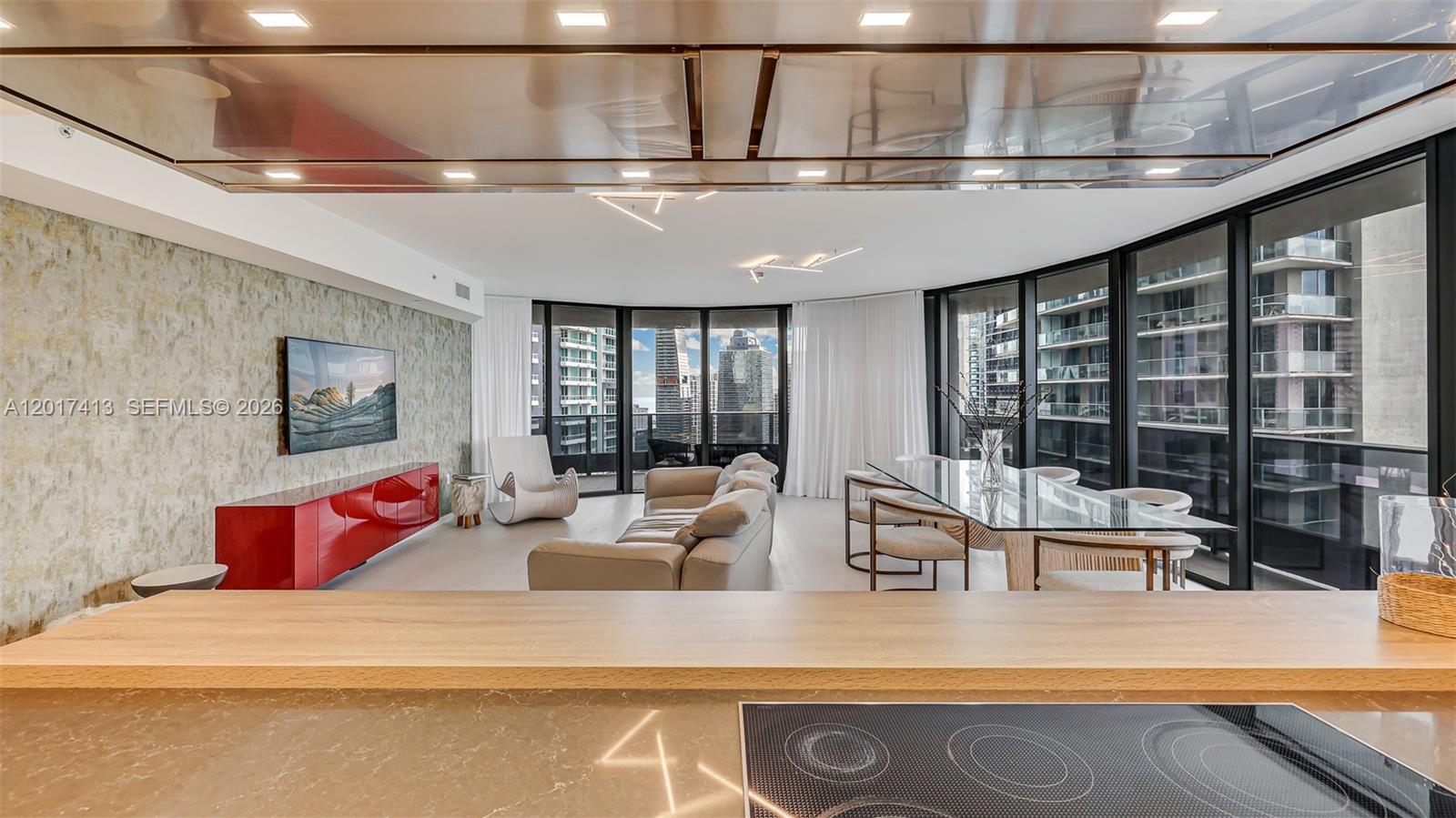 1000 Brickell Plz, Miami, Florida 33131, 3 Bedrooms Bedrooms, ,3 BathroomsBathrooms,Residential,For Sale,BRICKELL FLATIRON CONDO,Brickell Plz,A12017413