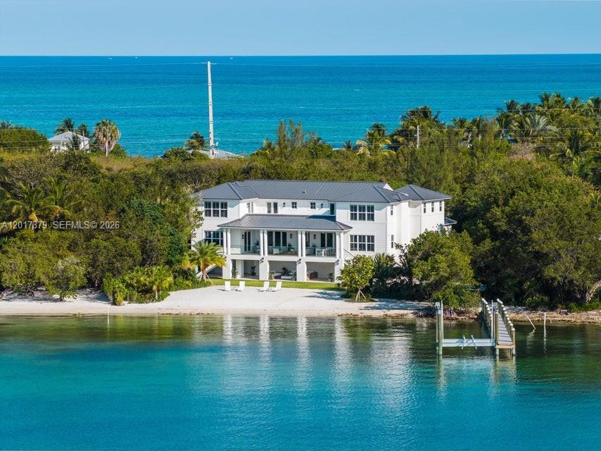 75840 Overseas Highway, Islamorada, Florida 33036, 7 Bedrooms Bedrooms, ,7 BathroomsBathrooms,Residential,For Sale,Mat Ocean Bay,Overseas Highway,A12017379