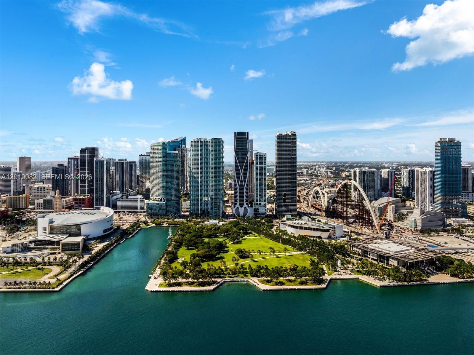 1000 Biscayne Blvd, Miami, Florida 33132, 6 Bedrooms Bedrooms, ,6 BathroomsBathrooms,Residential,For Sale,ONE THOUSAND MUSEUM CONDO,Biscayne Blvd,A12019082