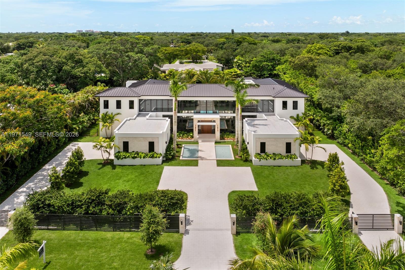 6730 115th St, Pinecrest, Florida 33156, 8 Bedrooms Bedrooms, ,9 BathroomsBathrooms,Residential,Sold,OAKRIDGE ESTATES REV,115th St,A11971549