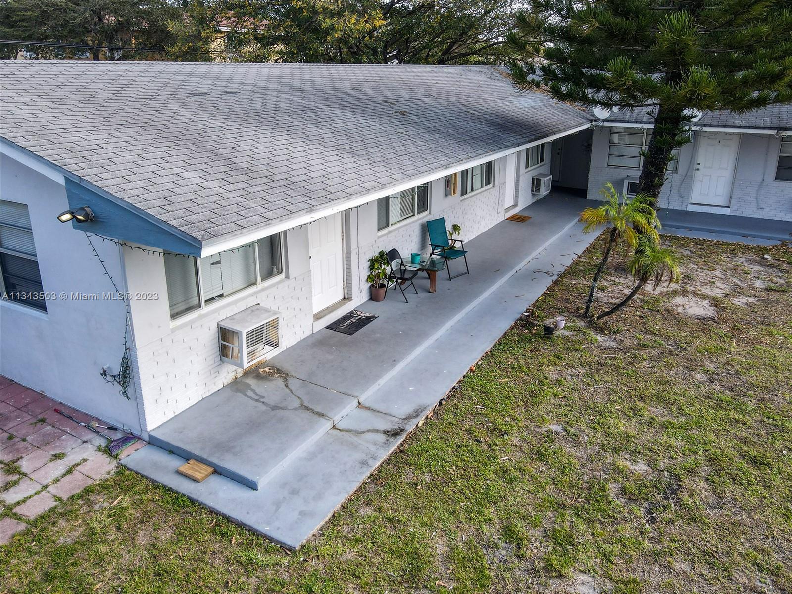 319 2nd St, ,Residential Income,For Sale,PADGETT & JOHNSON,2nd St,A11343503