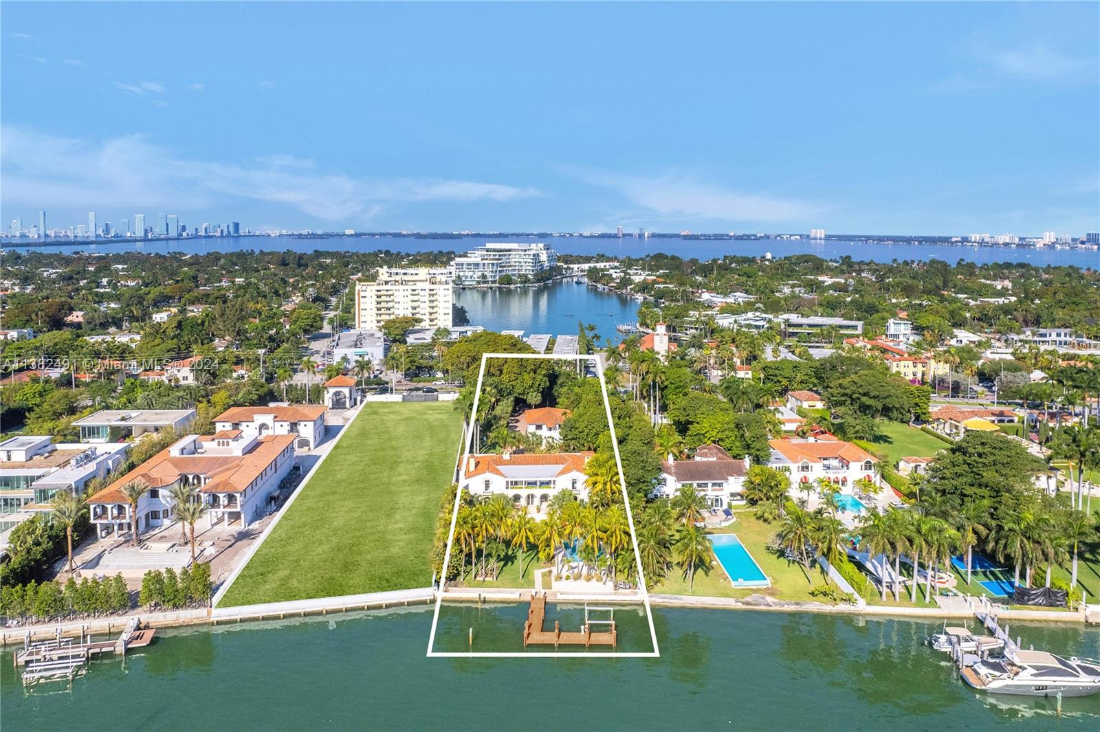 4731 Pine Tree Dr, Miami Beach, Florida 33140, 9 Bedrooms Bedrooms, ,10 BathroomsBathrooms,Residential Lease,For Rent,INDIAN BEACH CORP AMD PL,Pine Tree Dr,A11382491