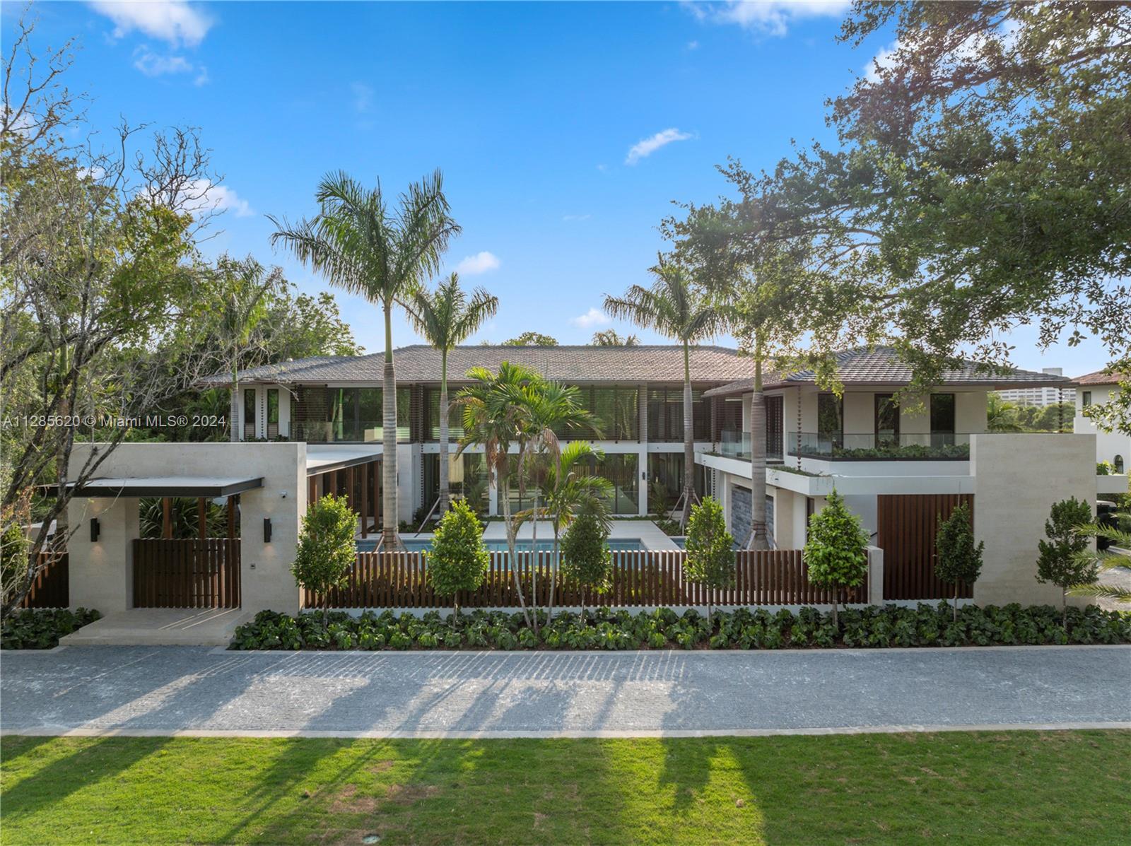 8900 64th Ct, Pinecrest, Florida 33156, 7 Bedrooms Bedrooms, ,11 BathroomsBathrooms,Residential,Sold,UNPLATTED,64th Ct,A11285620