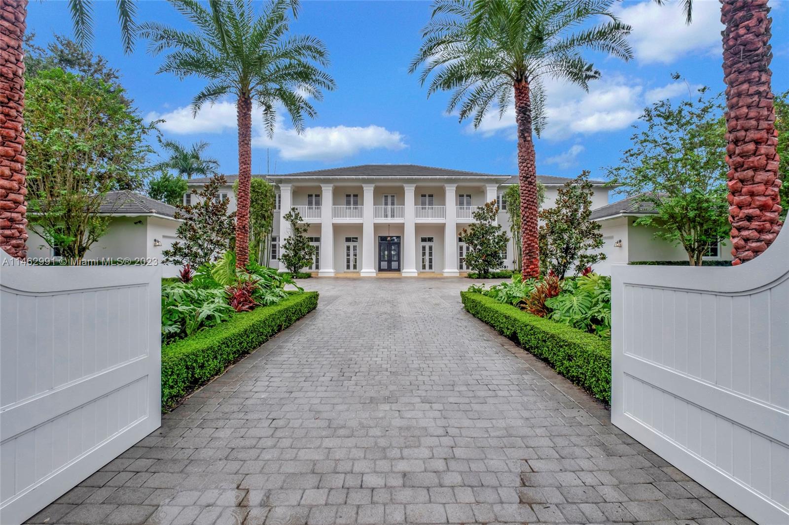 7700 Ponce De Leon Rd, Miami, Florida 33143, 7 Bedrooms Bedrooms, ,8 BathroomsBathrooms,Residential,For Sale,KINGSLEYS SUB,Ponce De Leon Rd,A11462991