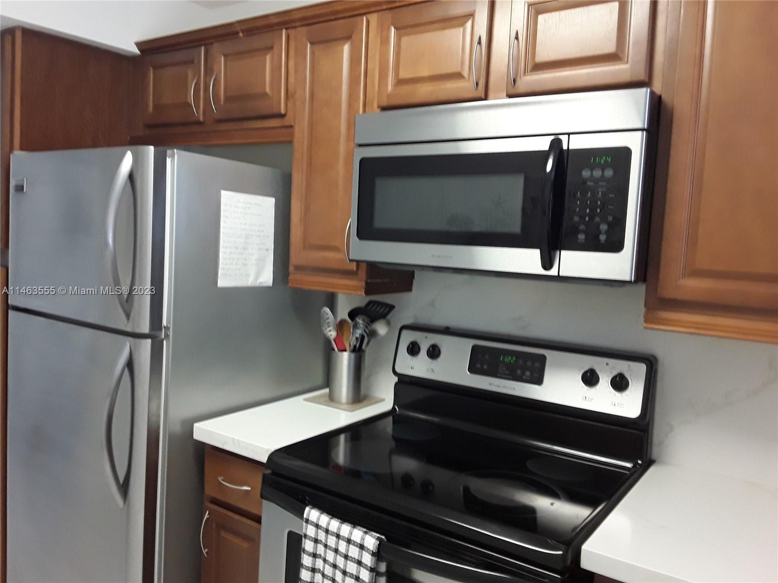 137 Golden Isles Dr, 2 Bedrooms Bedrooms, ,2 BathroomsBathrooms,Residential,For Sale,GOLDEN SURF TOWERS CONDO,Golden Isles Dr,A11463555