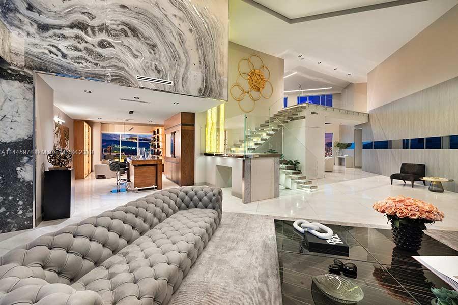 1300 Brickell Bay Dr, Miami, Florida 33131, 5 Bedrooms Bedrooms, ,7 BathroomsBathrooms,Residential,For Sale,Brickell House,Brickell Bay Dr,A11445978