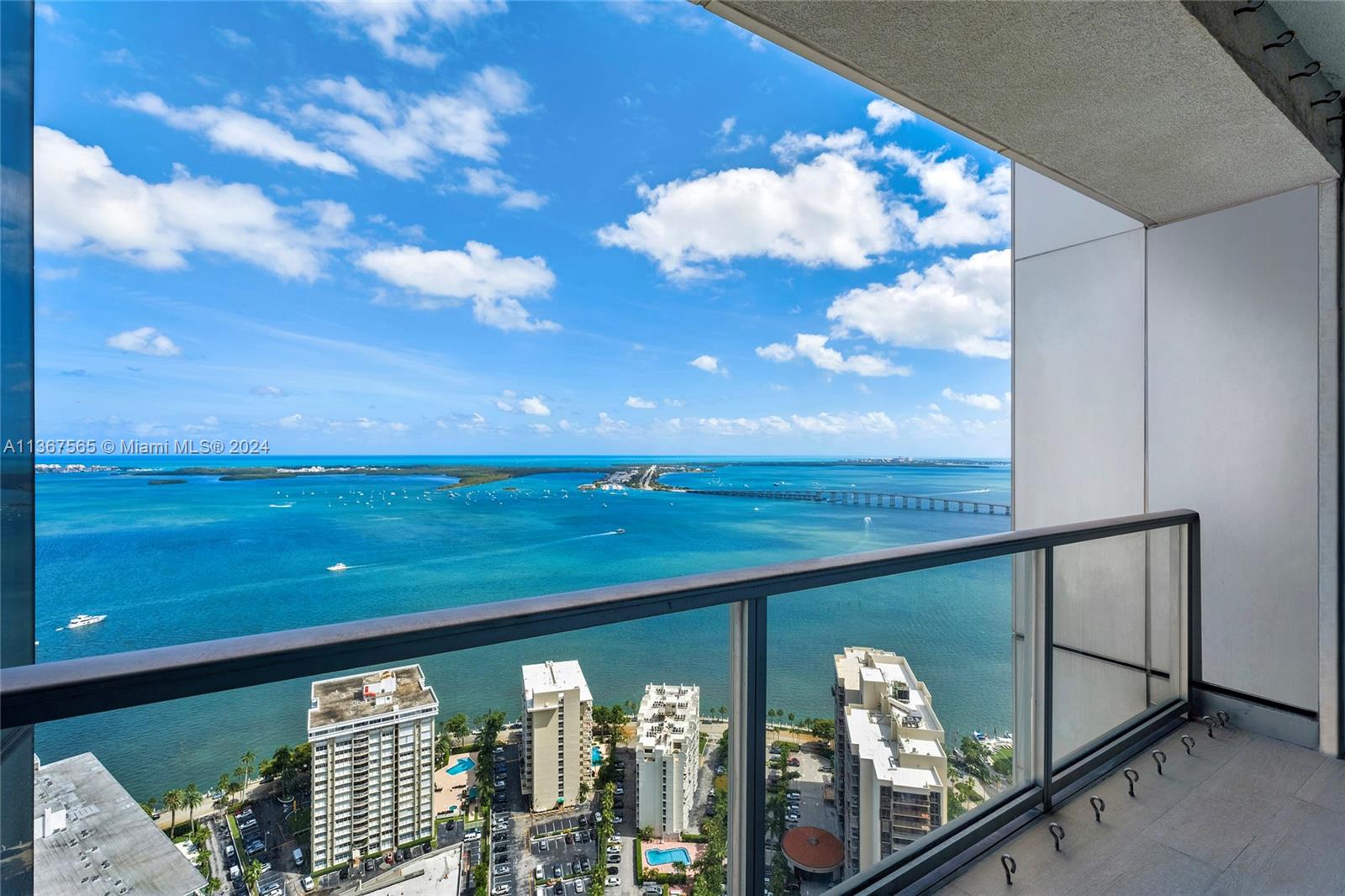 1425 Brickell Ave, Miami, Florida 33131, 3 Bedrooms Bedrooms, ,4 BathroomsBathrooms,Residential,For Sale,FOUR SEASONS RESIDENCES,Brickell Ave,A11367565