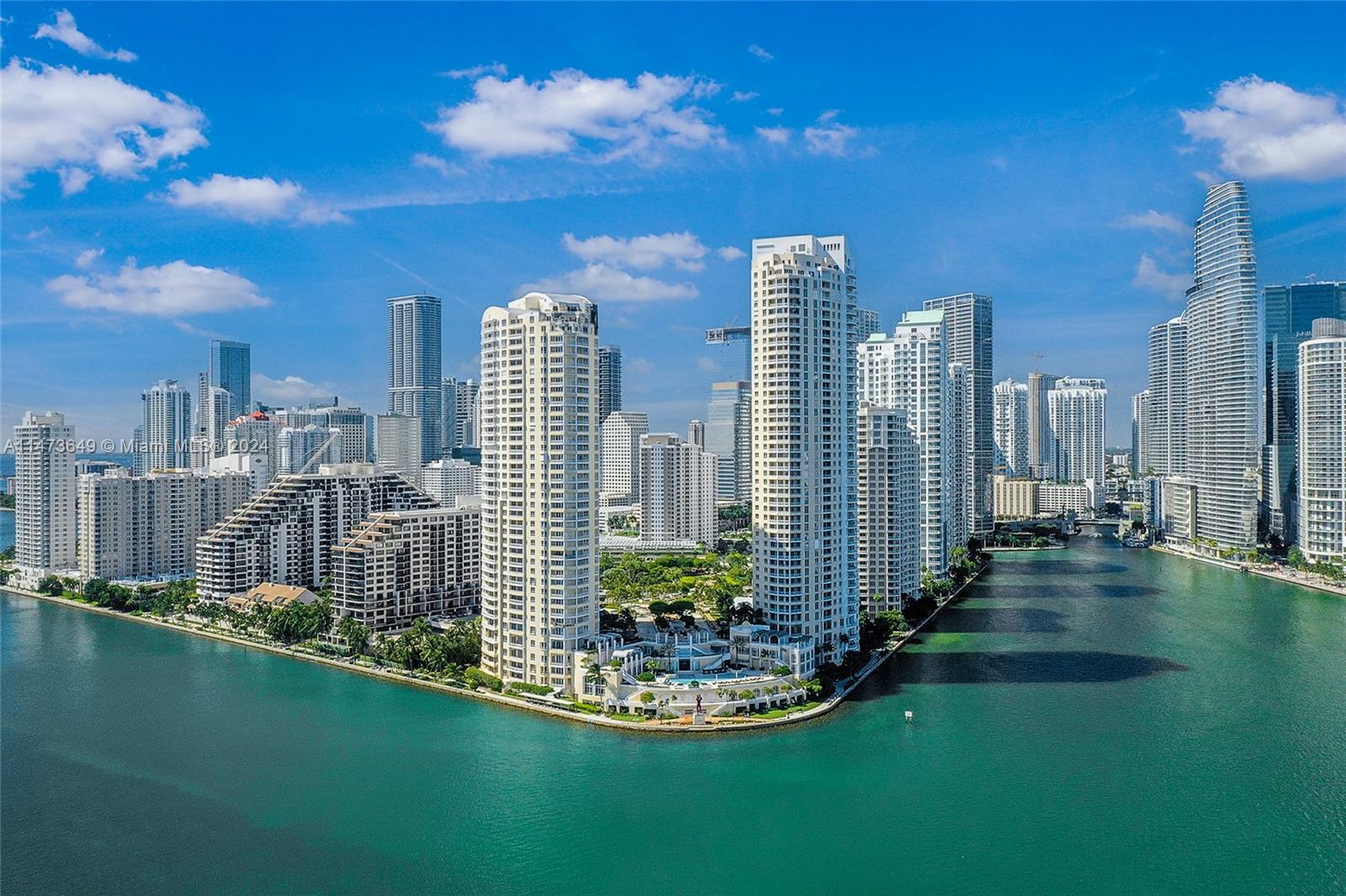 848 Brickell Key Dr, Miami, Florida 33131, 3 Bedrooms Bedrooms, ,2 BathroomsBathrooms,Residential Lease,For Rent,THREE TEQUESTA POINT COND,Brickell Key Dr,A11473649