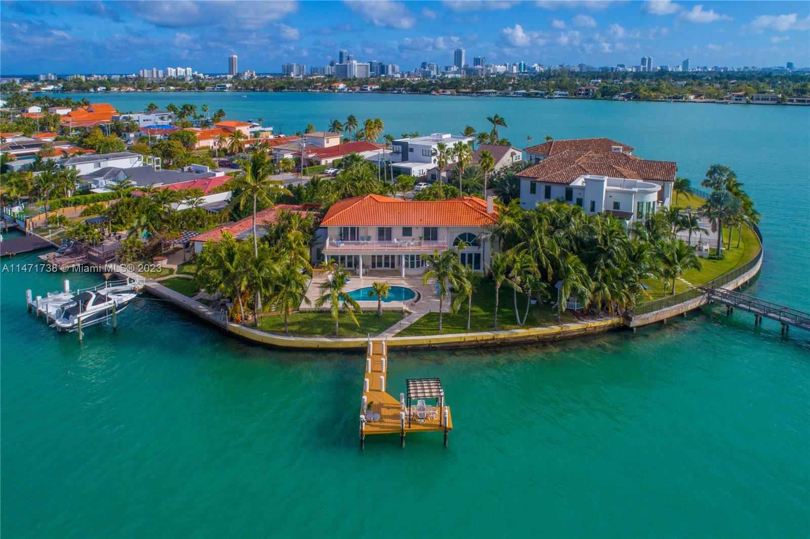 1575 Stillwater Dr, Miami Beach, Florida 33141, 4 Bedrooms Bedrooms, ,3 BathroomsBathrooms,Residential,For Sale,BISCAYNE BEACH-2ND ADDN,Stillwater Dr,A11471738