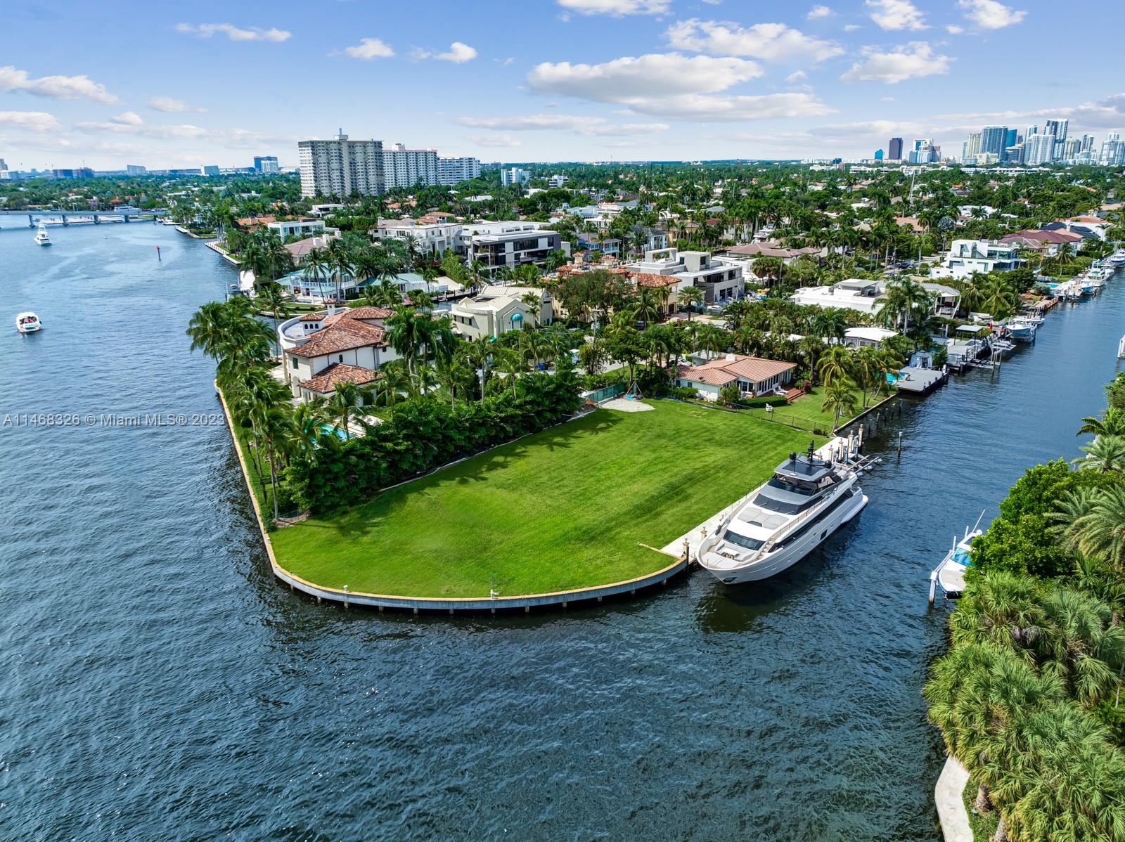 2721 Sea Island Dr, Fort Lauderdale, Florida 33301, ,Land/boat Docks,For Sale,SEVEN ISLES,Sea Island Dr,A11468326
