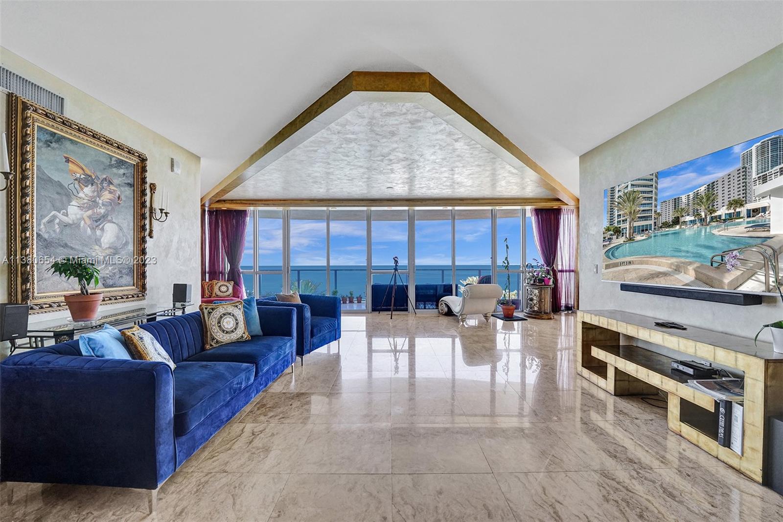 3101 Ocean Dr, Hollywood, Florida 33019, 4 Bedrooms Bedrooms, ,3 BathroomsBathrooms,Residential,For Sale,OCEAN PALMS,Ocean Dr,A11380654