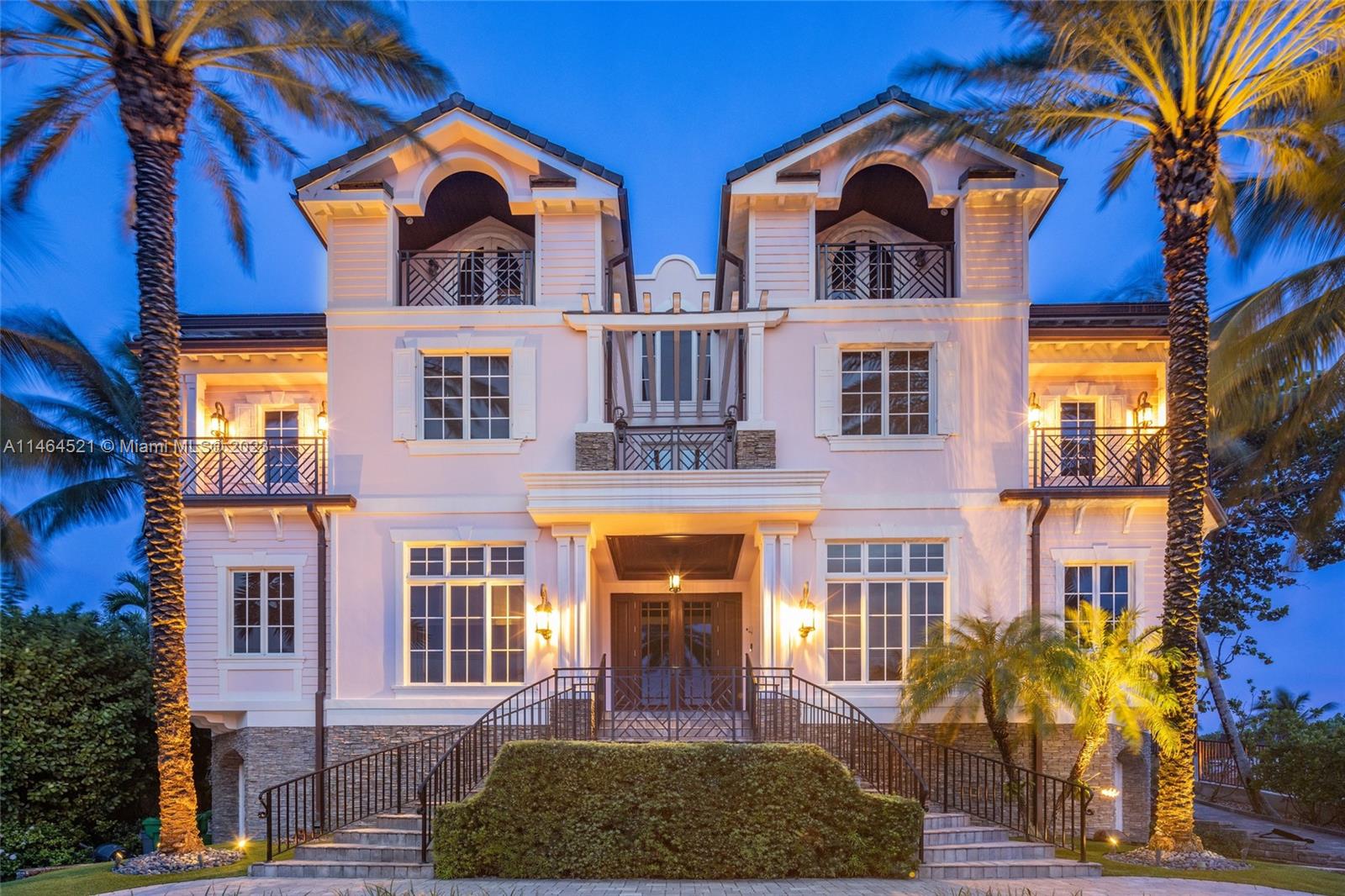 973 Hillsboro Mile, Hillsboro Beach, Florida 33062, 5 Bedrooms Bedrooms, ,7 BathroomsBathrooms,Residential,Sold,Hillsboro Mile,Hillsboro Mile,A11464521