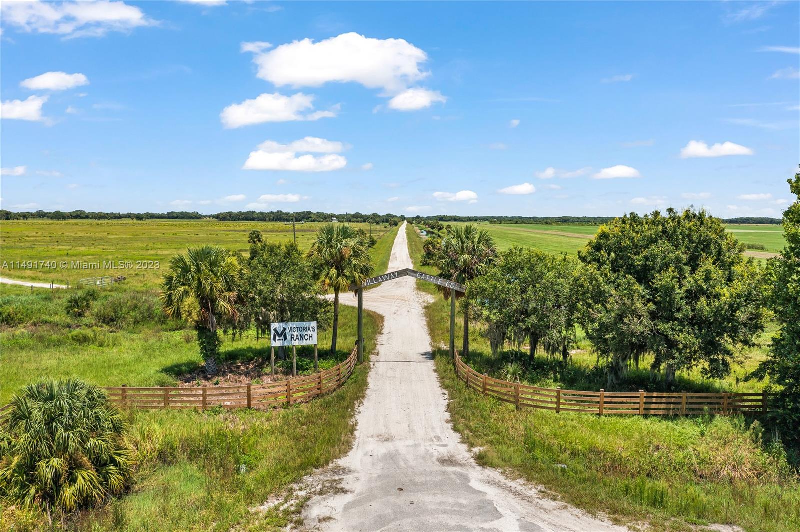 29755 72nd Ave, Okeechobee, Florida 34972, 7 Bedrooms Bedrooms, ,8 BathroomsBathrooms,Residential,Sold,NO SUBDIVISION,72nd Ave,A11491740