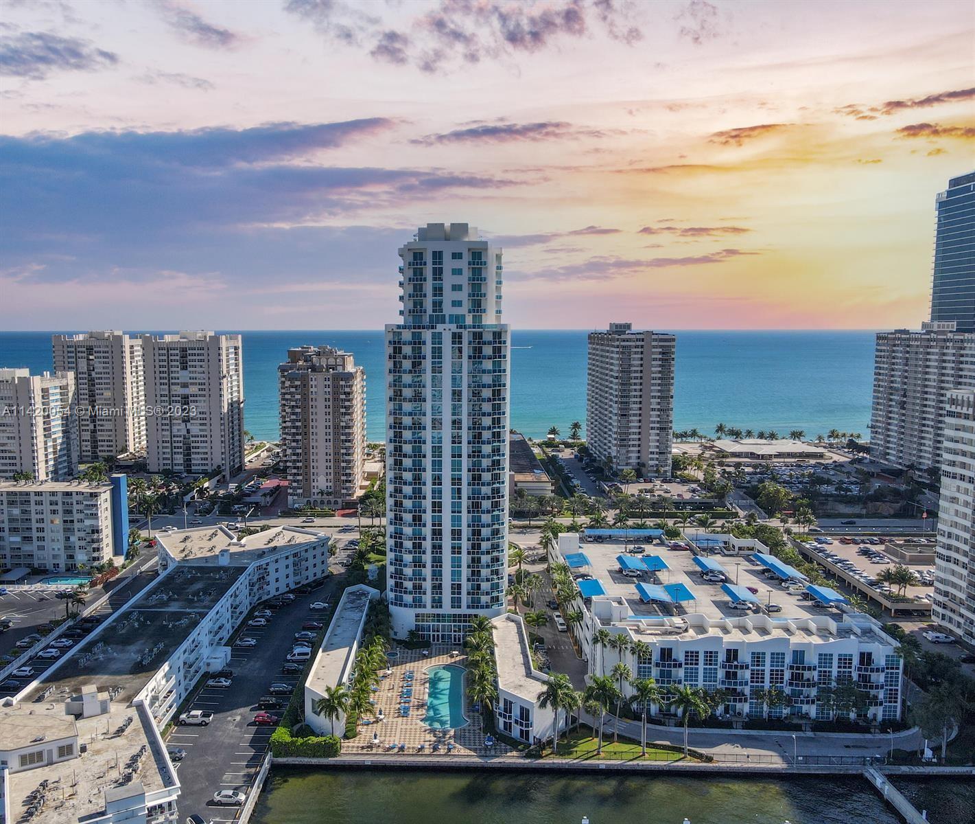 1945 Ocean Dr, Hallandale Beach, Florida 33009, 3 Bedrooms Bedrooms, ,2 BathroomsBathrooms,Residential,For Sale,OCEAN MARINE YACHT CLUB,Ocean Dr,A11420054 1945 Ocean Dr, Hallandale Beach, Florida 33009, 3 Bedrooms Bedrooms, ,2 BathroomsBathrooms,Residential,For Sale,OCEAN MARINE YACHT CLUB,Ocean Dr,A11420054