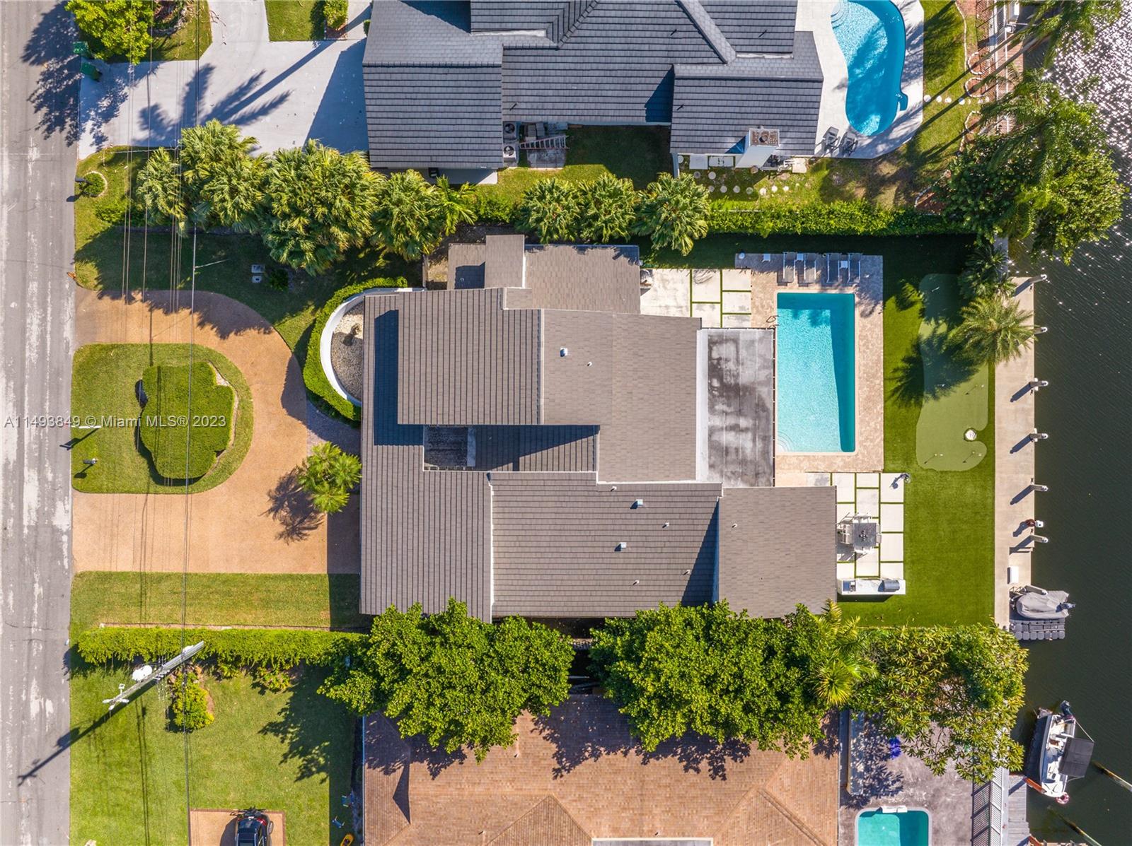 207 Holiday Drive, Hallandale Beach, FL, 5 Bedrooms Bedrooms, ,3 BathroomsBathrooms,Residential,For Sale,GOLDEN ISLES ESTATES FIRS,Holiday Drive,A11493849