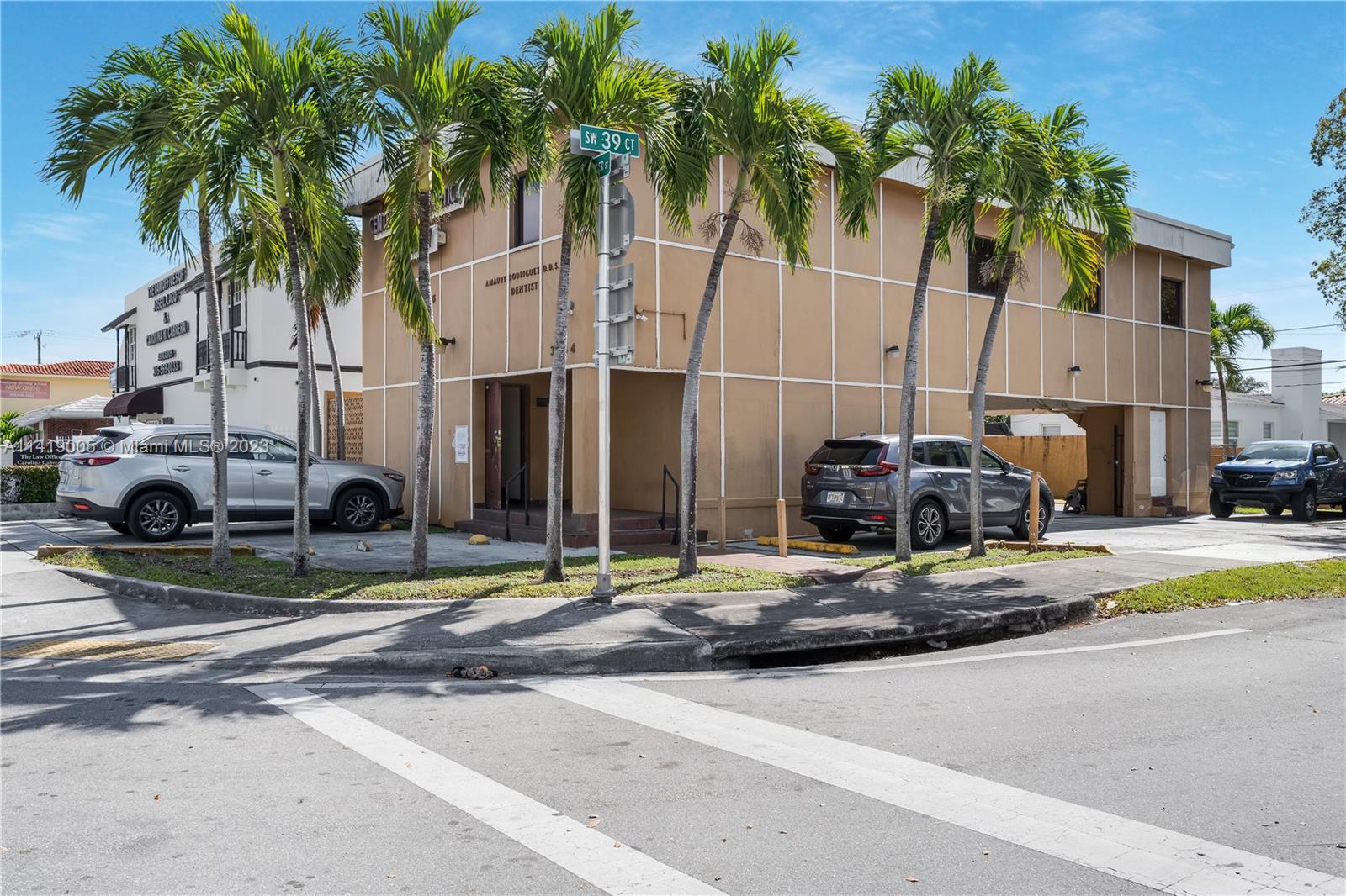 3944 Flagler St, Miami, Florida 33134, ,Commercial Sale,For Sale,Flagler St,A11419005