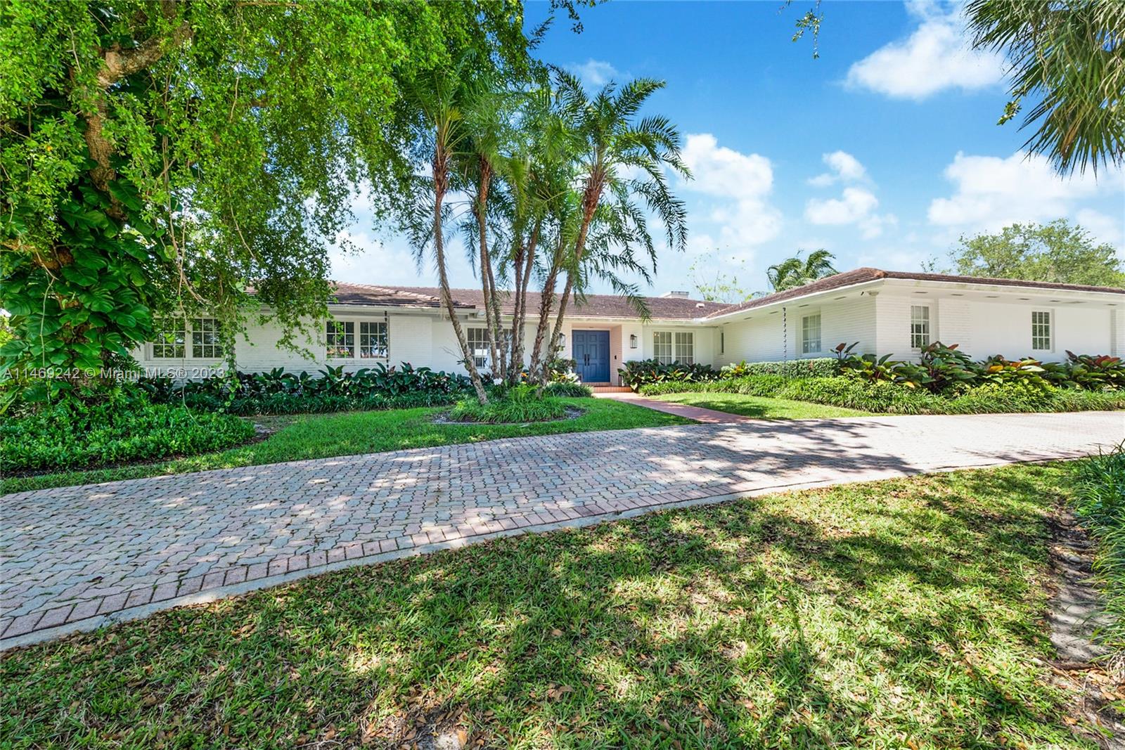 610 Marquesa Dr, Coral Gables, Florida 33156, 5 Bedrooms Bedrooms, ,3 BathroomsBathrooms,Residential,For Sale,OLD CUTLER BAY SEC 4,Marquesa Dr,A11469242