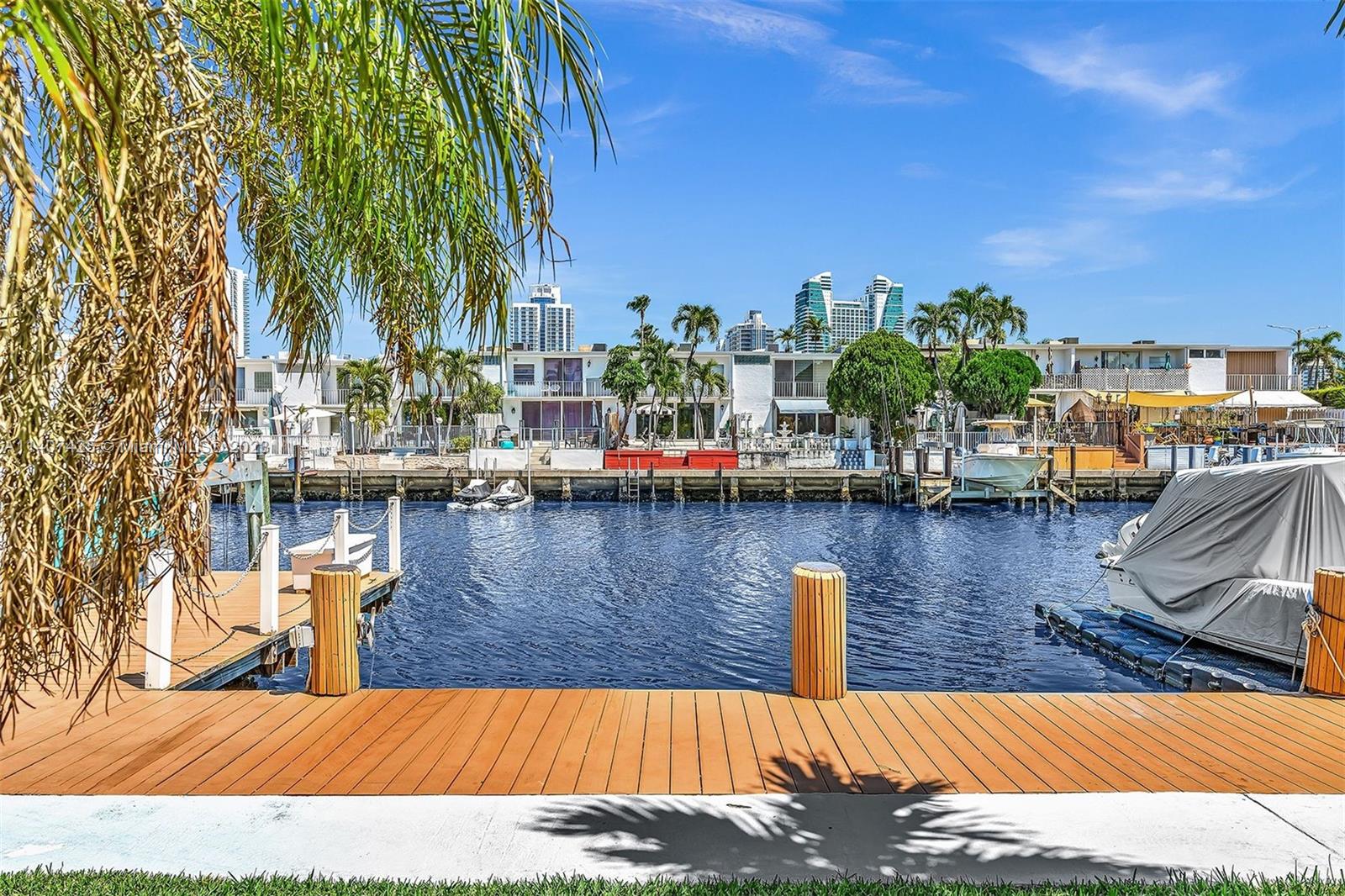 610 25th Ave, Hallandale Beach, Florida 33009, 3 Bedrooms Bedrooms, ,2 BathroomsBathrooms,Residential Lease,For Rent,VENETIAN PARK I CONDO,25th Ave,A11407425