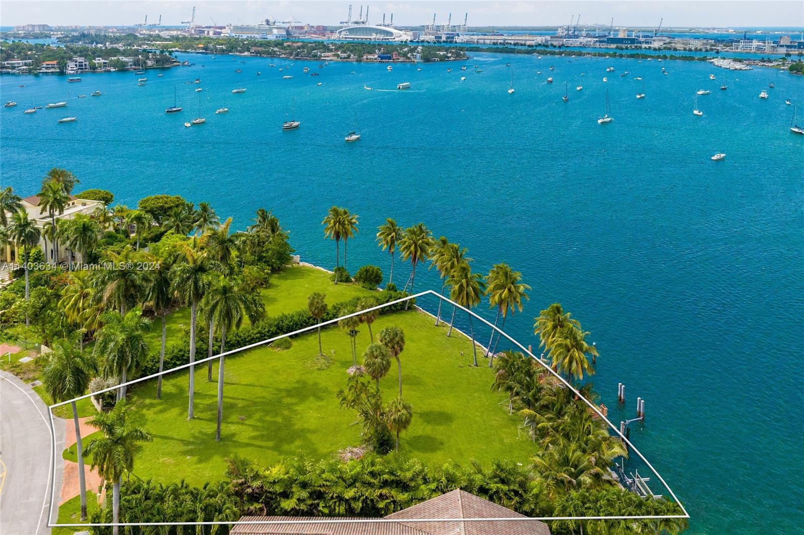 1230 Venetian Way, Miami, Florida 33139, ,Residential,For Sale,SAN MARCO,Venetian Way,A11403634