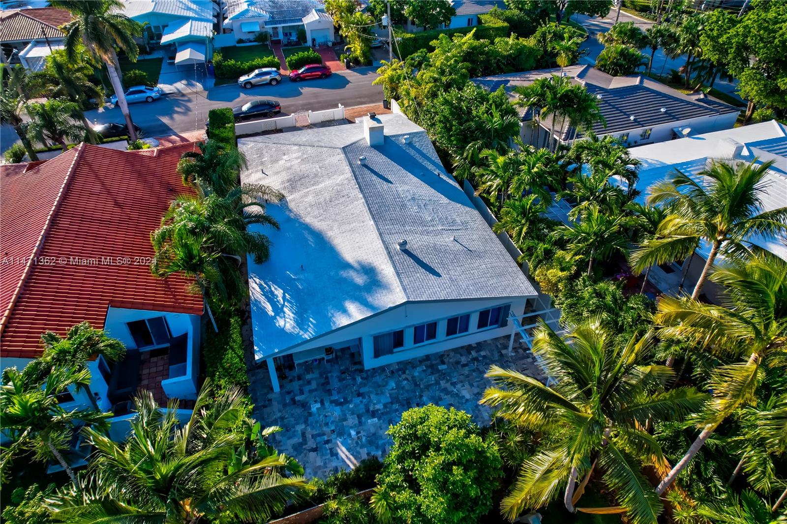 9073 Dickens Ave, Surfside, Florida 33154, 6 Bedrooms Bedrooms, ,5 BathroomsBathrooms,Residential,For Sale,SEAWAY,Dickens Ave,A11471362