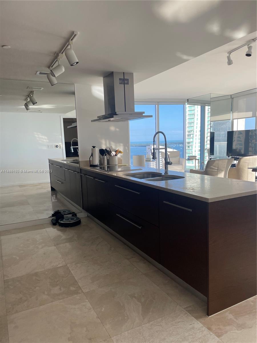 495 Brickell Ave, Miami, Florida 33131, 3 Bedrooms Bedrooms, ,2 BathroomsBathrooms,Residential Lease,For Rent,ICON BRICKELL NO TWO,Brickell Ave,A11488193