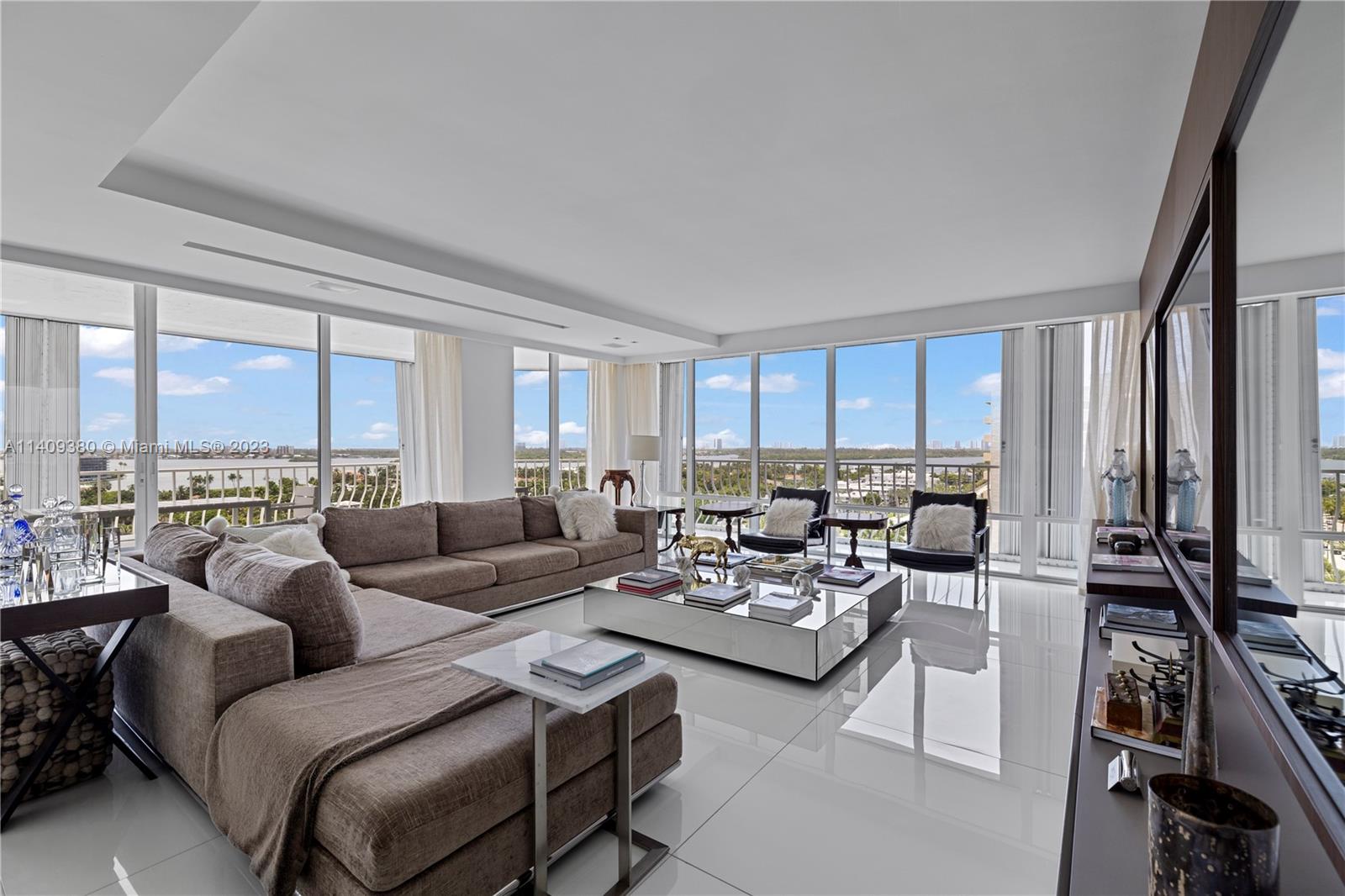 10155 Collins Ave, Bal Harbour, Florida 33154, 5 Bedrooms Bedrooms, ,5 BathroomsBathrooms,Residential,For Sale,BAL HARBOUR 101 CONDO,Collins Ave,A11409380