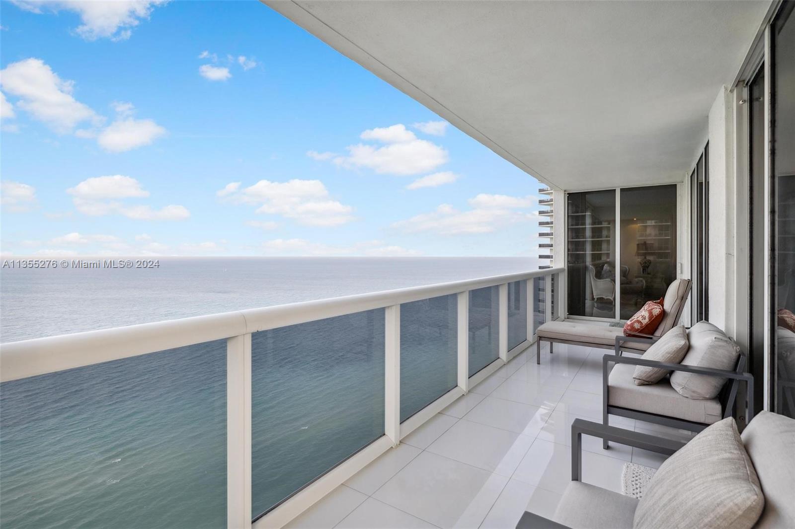 1800 Ocean Dr, Hallandale Beach, Florida 33009, 3 Bedrooms Bedrooms, ,3 BathroomsBathrooms,Residential,For Sale,BEACH CLUB THREE,Ocean Dr,A11355276