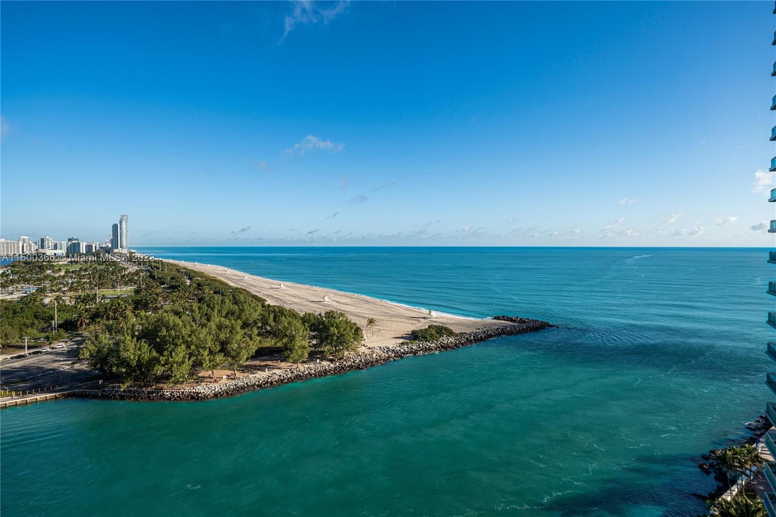 10295 Collins Ave, Bal Harbour, Florida 33154, 1 Bedroom Bedrooms, ,1 BathroomBathrooms,Residential Lease,For Rent,10295 Collins Ave Hotel C,Collins Ave,A11500366