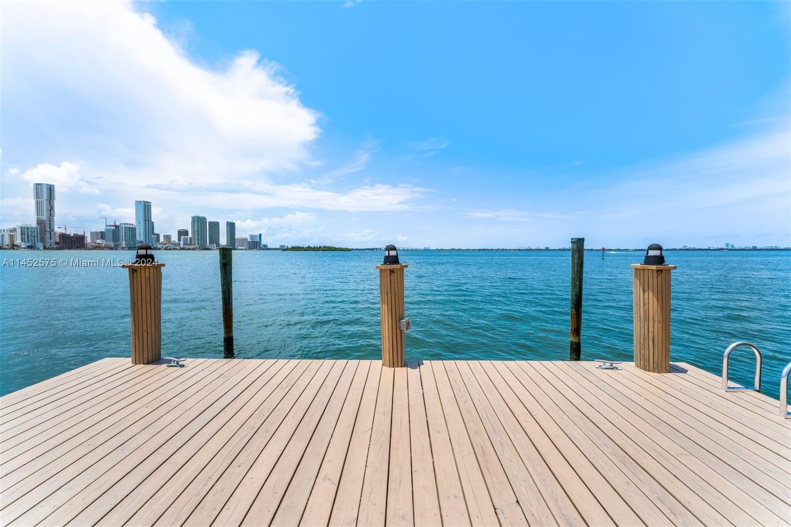 1011 Venetian Dr, Miami, Florida 33139, 4 Bedrooms Bedrooms, ,3 BathroomsBathrooms,Residential,Sold,BISCAYNE ISL,Venetian Dr,A11452575