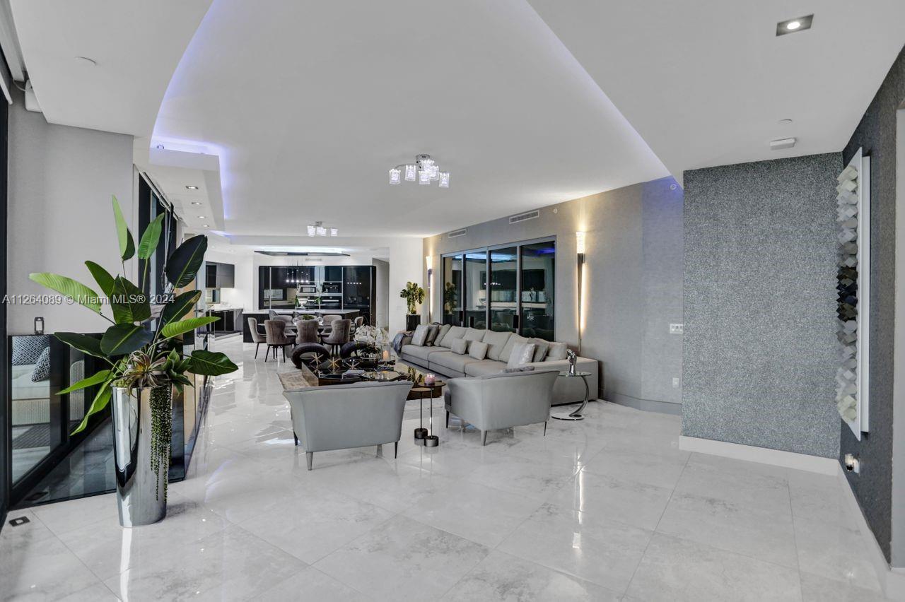 18555 COLLINS AVE, Sunny Isles Beach, Florida 33160, 4 Bedrooms Bedrooms, ,4 BathroomsBathrooms,Residential,For Sale,PORSCHE DESING TOWER,COLLINS AVE,A11264089