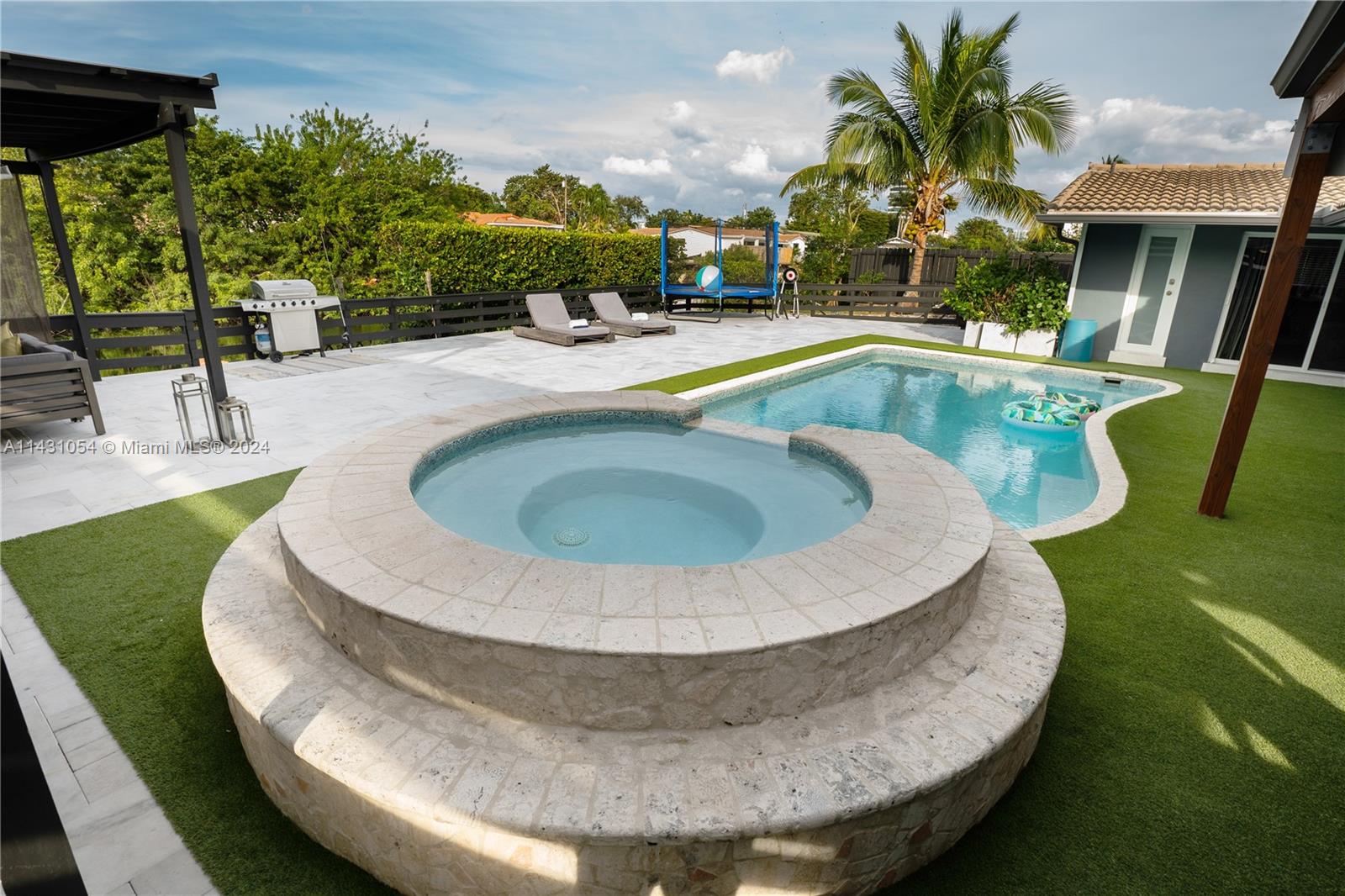 2355 195th St, Miami, Florida 33180, 3 Bedrooms Bedrooms, ,3 BathroomsBathrooms,Residential Lease,For Rent,ENCHANTED LAKE SEC 5,195th St,A11431054