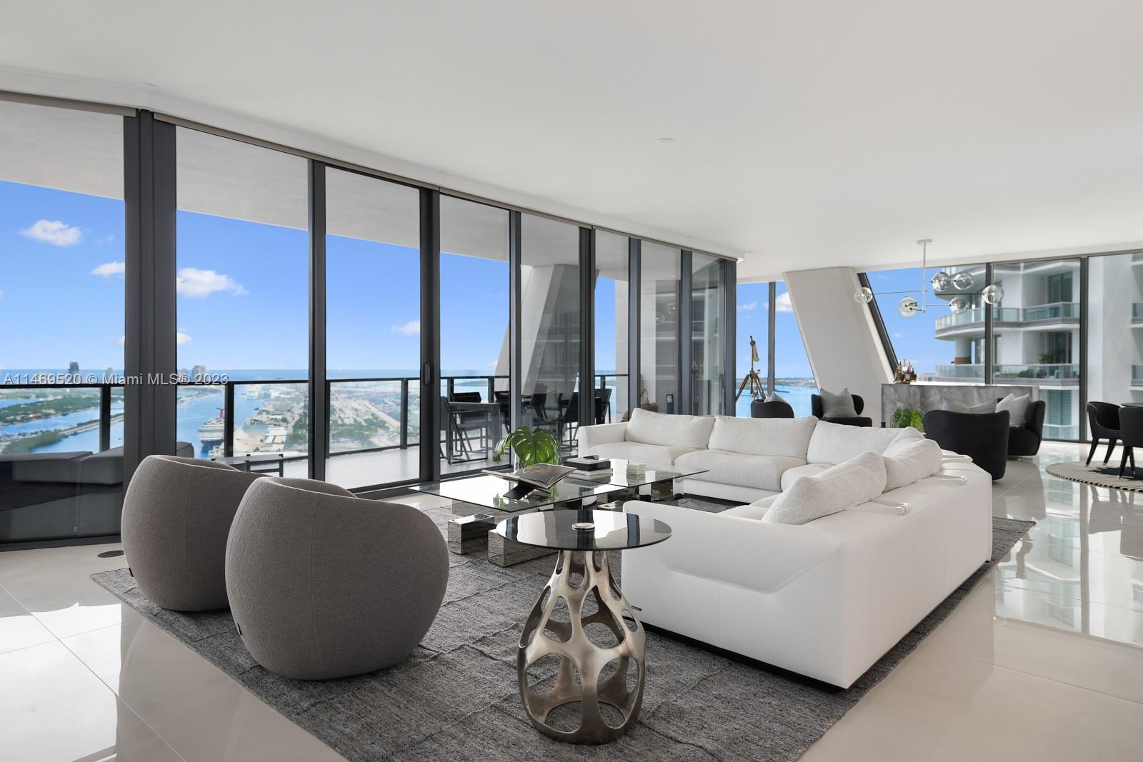 1000 Biscayne Blvd, Miami, Florida 33132, 4 Bedrooms Bedrooms, ,5 BathroomsBathrooms,Residential,For Sale,ONE THOUSAND MUSEUM CONDO,Biscayne Blvd,A11469520