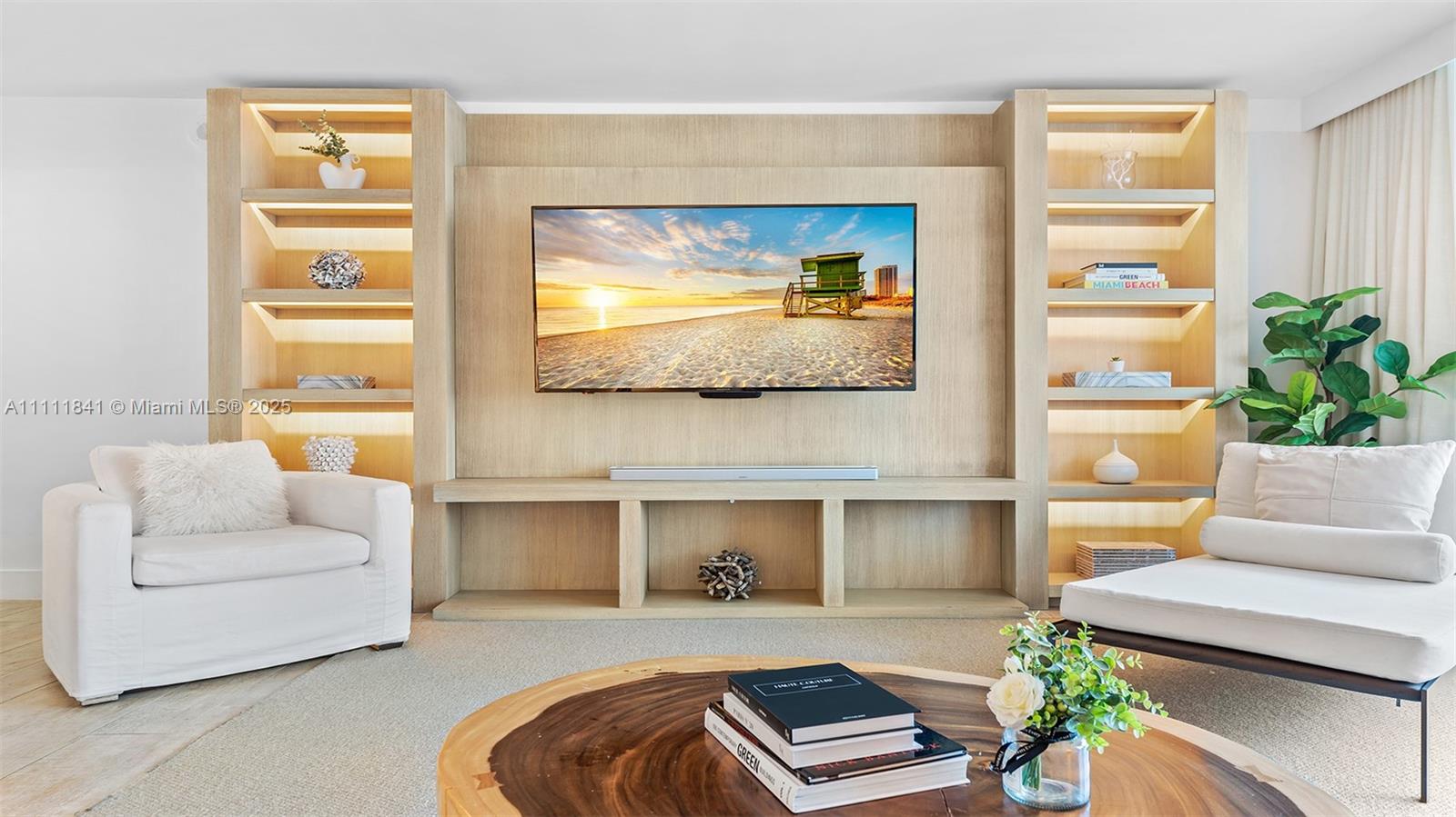 102 24th St, Miami Beach, Florida 33139, 3 Bedrooms Bedrooms, ,3 BathroomsBathrooms,Residential Lease,For Rent,2399 COLLINS AVENUE,24th St,A11111841