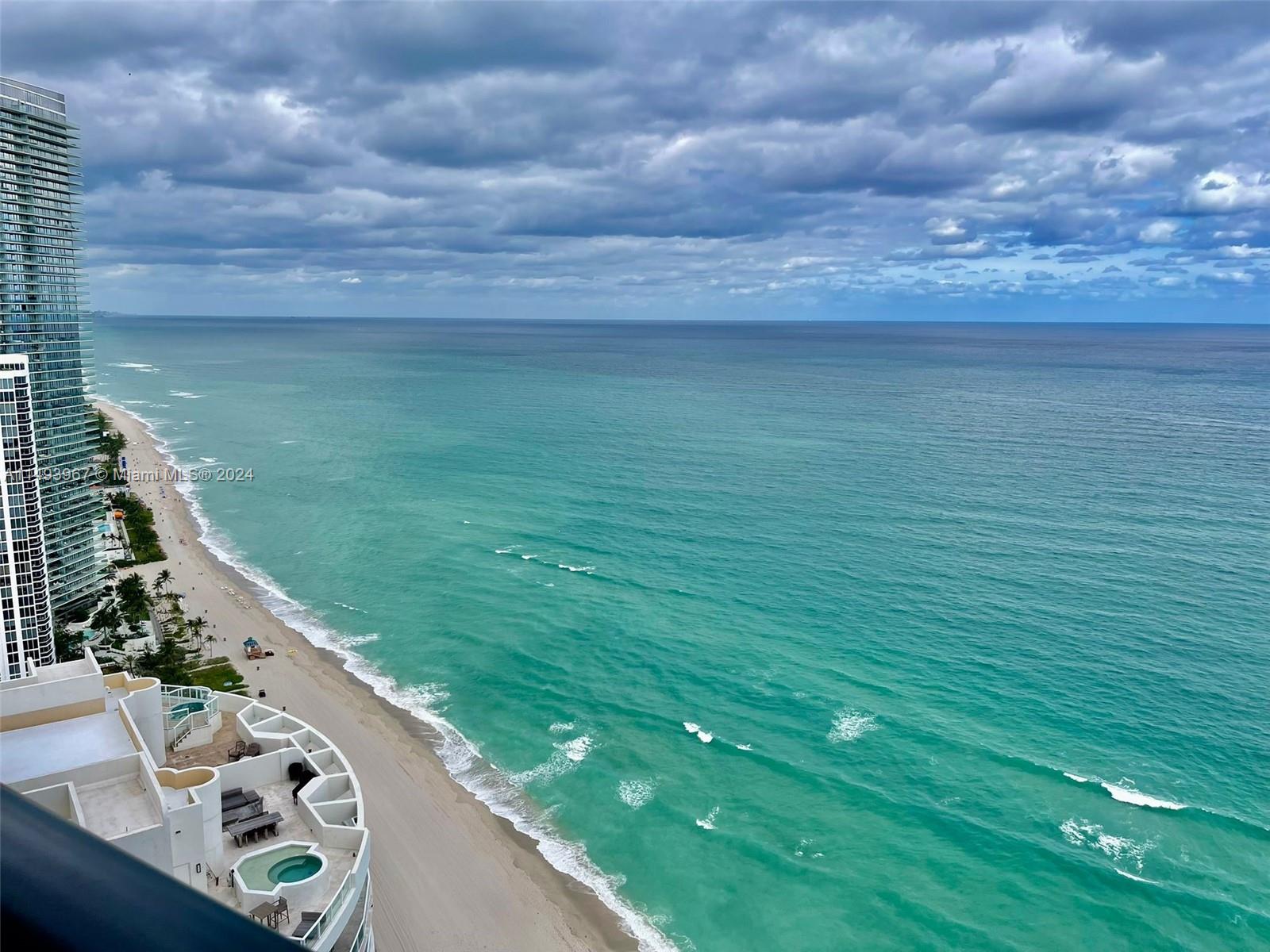 18555 Collins Ave, Sunny Isles Beach, Florida 33160, 3 Bedrooms Bedrooms, ,4 BathroomsBathrooms,Residential Lease,For Rent,18555 COLLINS AVENUE COND,Collins Ave,A11493967