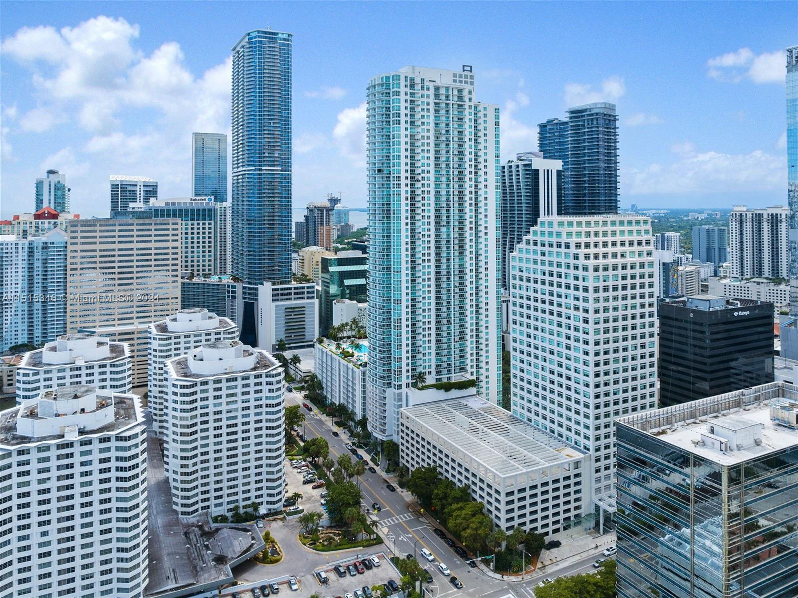 950 Brickell Bay Dr, Miami, Florida 33131, 3 Bedrooms Bedrooms, ,2 BathroomsBathrooms,Residential Lease,For Rent,THE PLAZA 851 BRICKELL CO,Brickell Bay Dr,A11515346