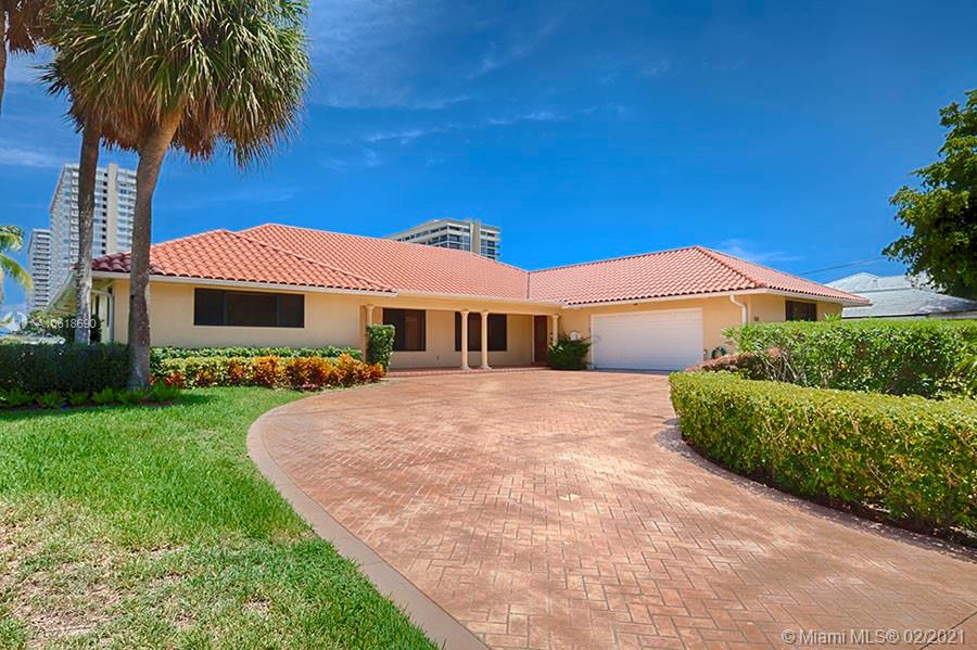 531 Palm Dr, Hallandale Beach, Florida 33009, 3 Bedrooms Bedrooms, ,3 BathroomsBathrooms,Residential,Sold,GOLDEN ISLES,Palm Dr,A10618690