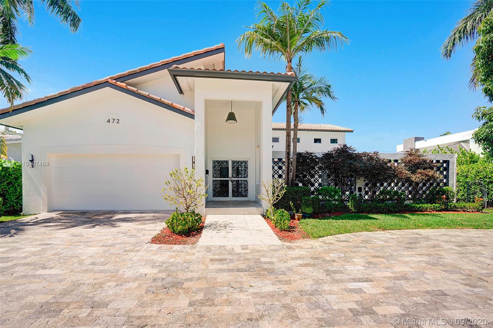 472 Sunset Dr, Hallandale Beach, Florida 33009, 6 Bedrooms Bedrooms, ,5 BathroomsBathrooms,Residential,Sold,GOLDEN ISLES SEC,Sunset Dr,A10891468