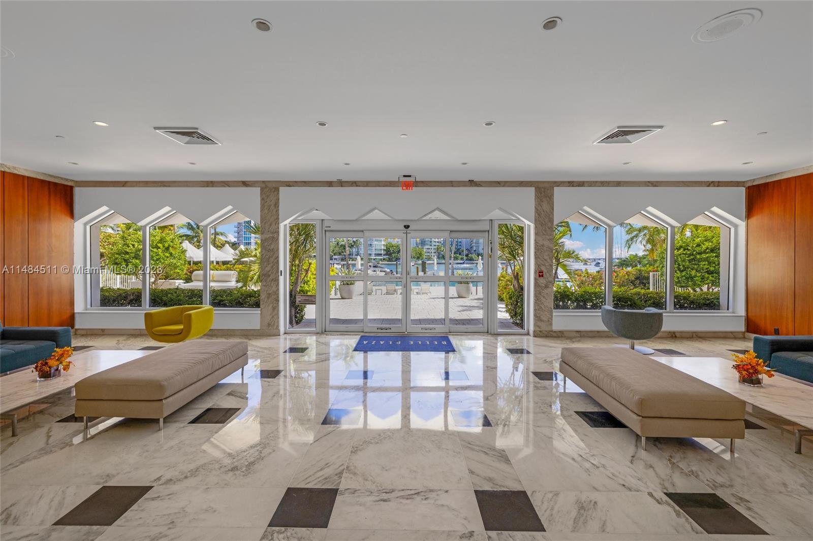 The lobby, with bay views straight through to the pool deck